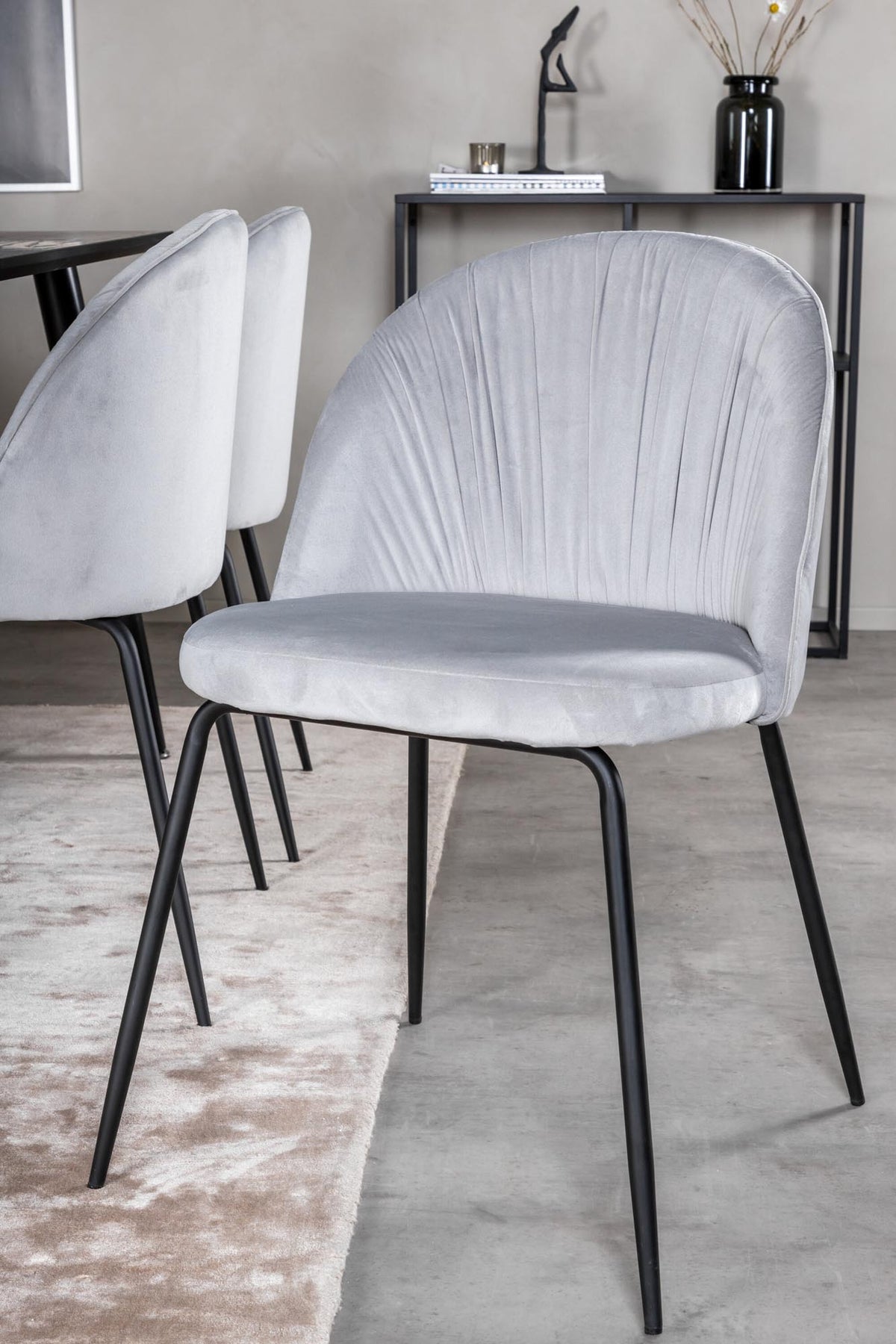 Dipp Esszimmerset + Wrinkles 180cm/6St. in Schwarzgrau präsentiert im Onlineshop von KAQTU Design AG. Esszimmerset ist von Venture Home