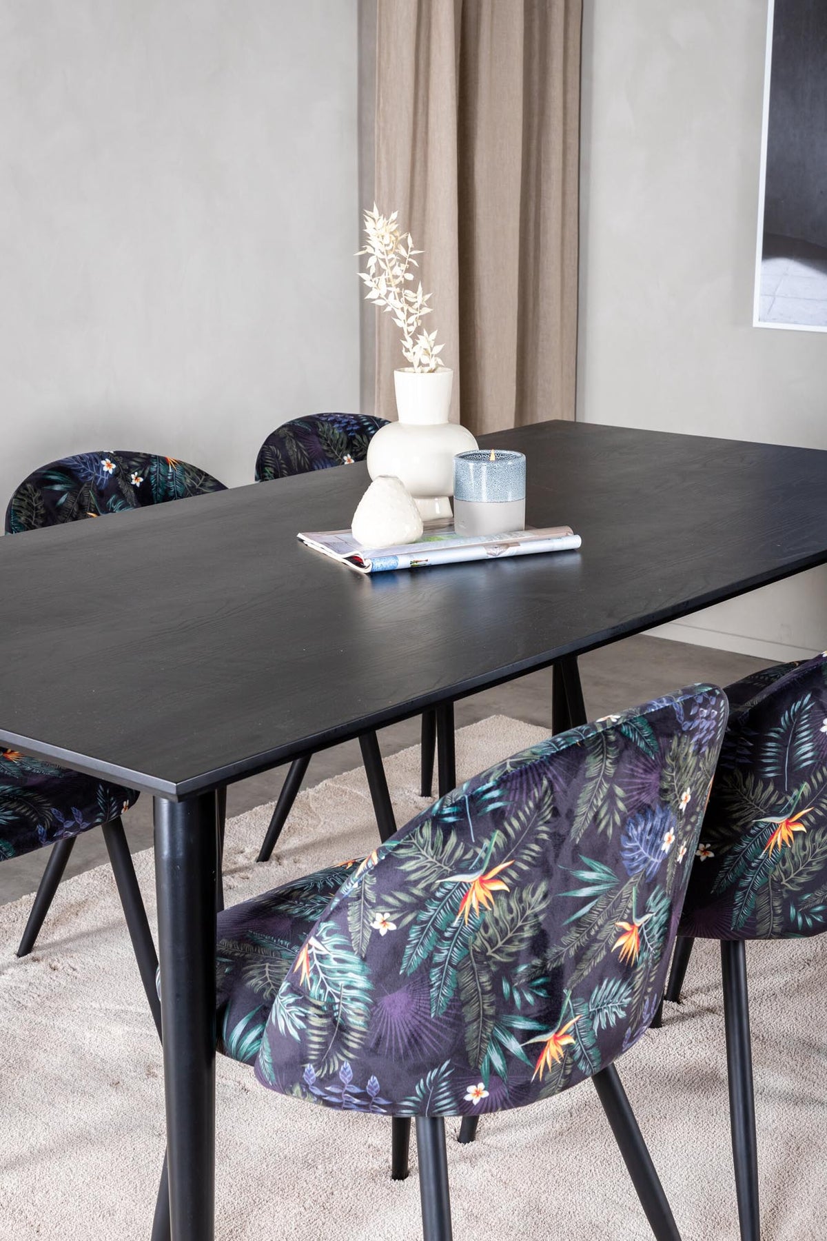 Dipp Esszimmerset + Velvet 180cm/6St. in Schwarz präsentiert im Onlineshop von KAQTU Design AG. Esszimmerset ist von Venture Home