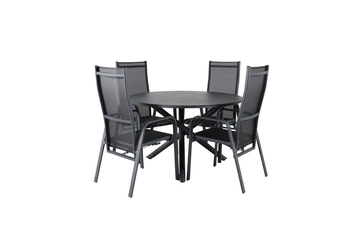 Runder Gartentisch ⌀120 cm aus schwarzem Aluminium mit Kreuzbeinen, dazu zwei Relaxstühle mit pulverbeschichteter Oberfläche in Schwarz.