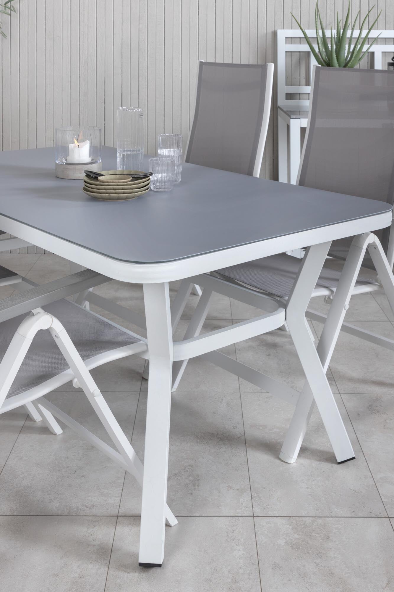 Virya Rechteckiges Gartentisch-Set in Grey/White präsentiert im Onlineshop von KAQTU Design AG. Gartentischset ist von Venture Home