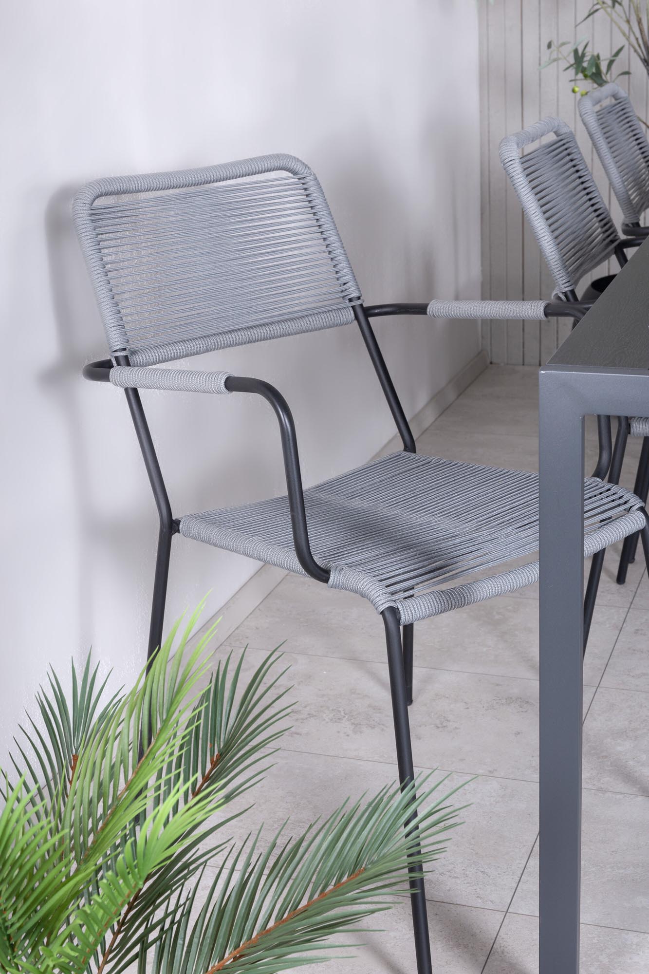 Break Tisch + 6 x Lindos Sessel in Schwarz präsentiert im Onlineshop von KAQTU Design AG. Gartentischset ist von Venture Home