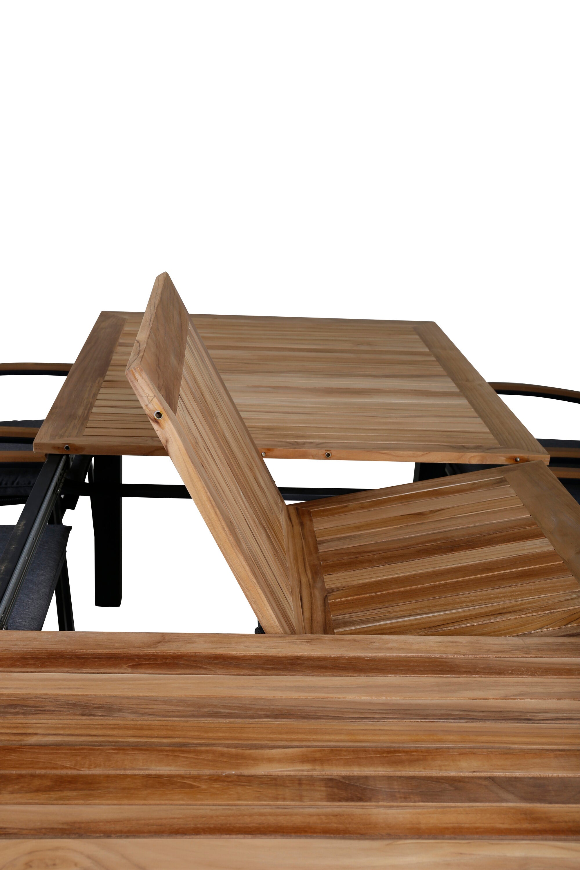 Elegantes Panama Gartentischset Dallas von Venture Home, ausziehbar, ideal für gesellige Abende und stilvolle Gartenmomente.