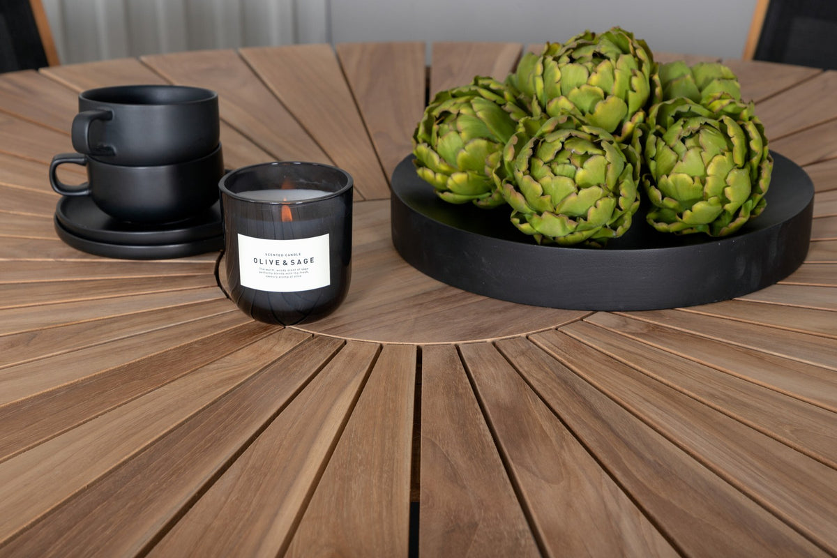 Rundes Gartentischset mit Teak-Tischplatte in Schwarz auf Akazienholzbeinen und zwei Aluminium-Teak Stühlen in Naturton, Outdoor-Möbel.