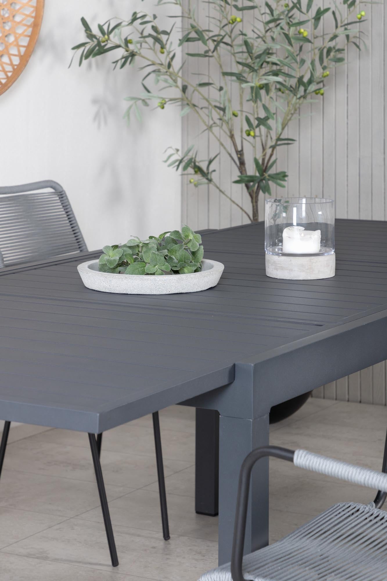 Marbella Outdoor-Tischset ausziehbar + Lindos 240cm/6St. in Schwarzgrau präsentiert im Onlineshop von KAQTU Design AG. Gartentischset ist von Venture Home
