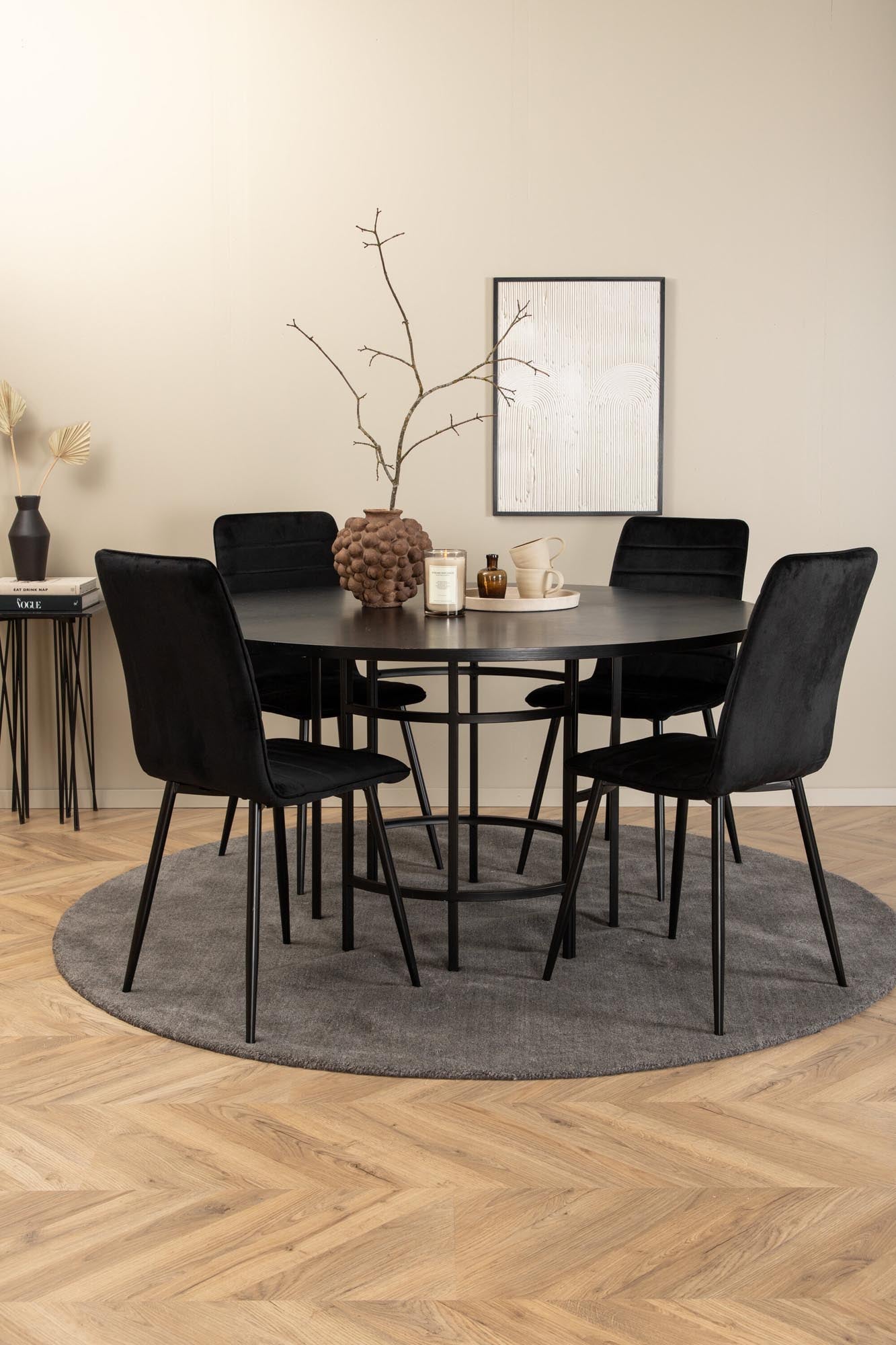 Esszimmerset Copenhagen + Windu ⌀140cm/4St. in Schwarz präsentiert im Onlineshop von KAQTU Design AG. Esszimmerset ist von Venture Home