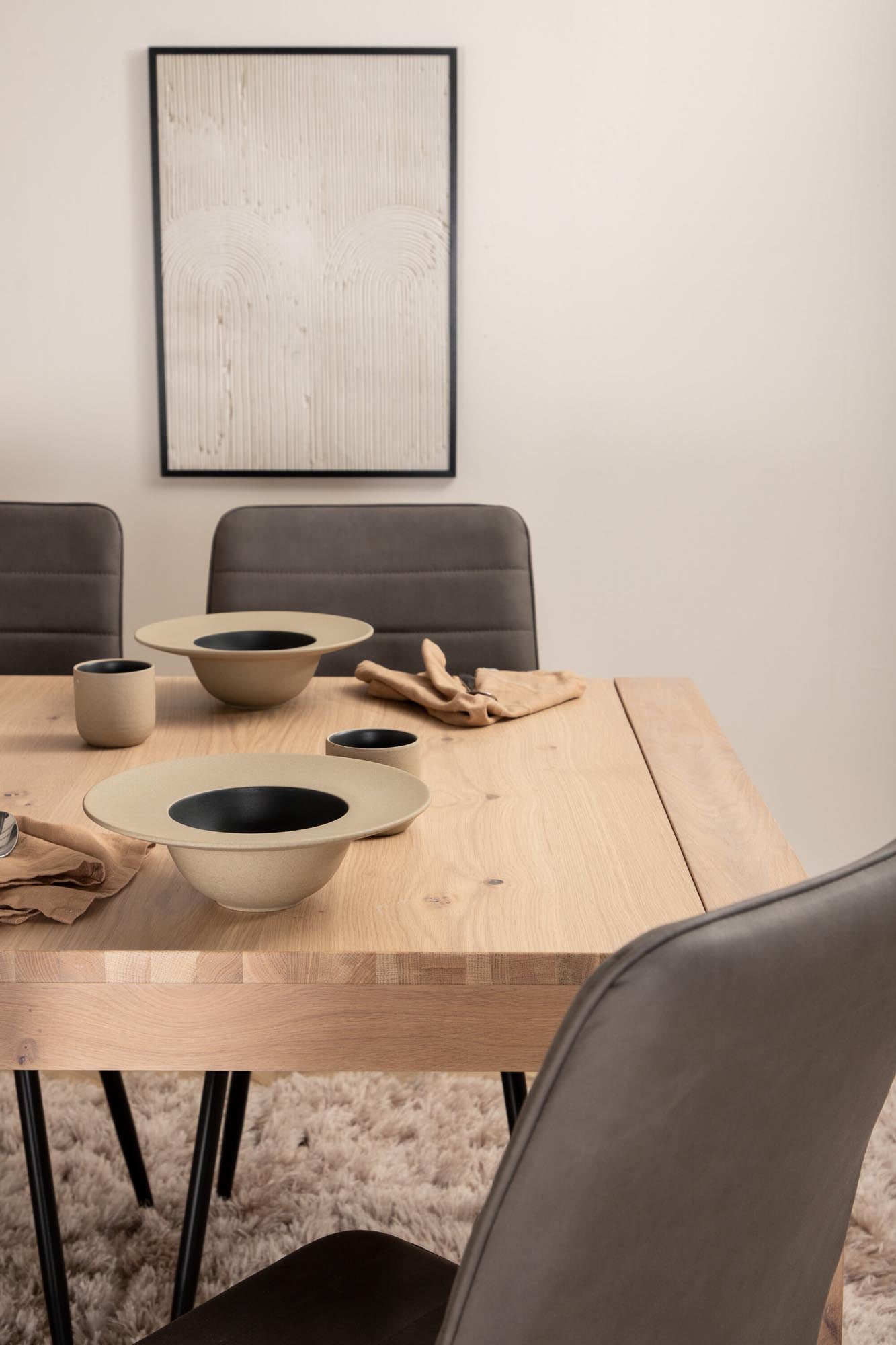 Elegantes Slider Esszimmerset von Venture Home: Ausziehbarer Tisch (170-250 cm) mit 6 komfortablen Windu Stühlen in hochwertiger Mikrofaser.