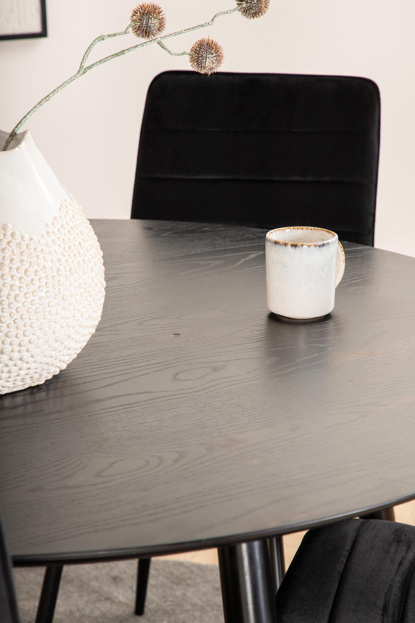 Dipp Esszimmerset + Windu ⌀115cm/4St. in Schwarz präsentiert im Onlineshop von KAQTU Design AG. Esszimmerset ist von Venture Home
