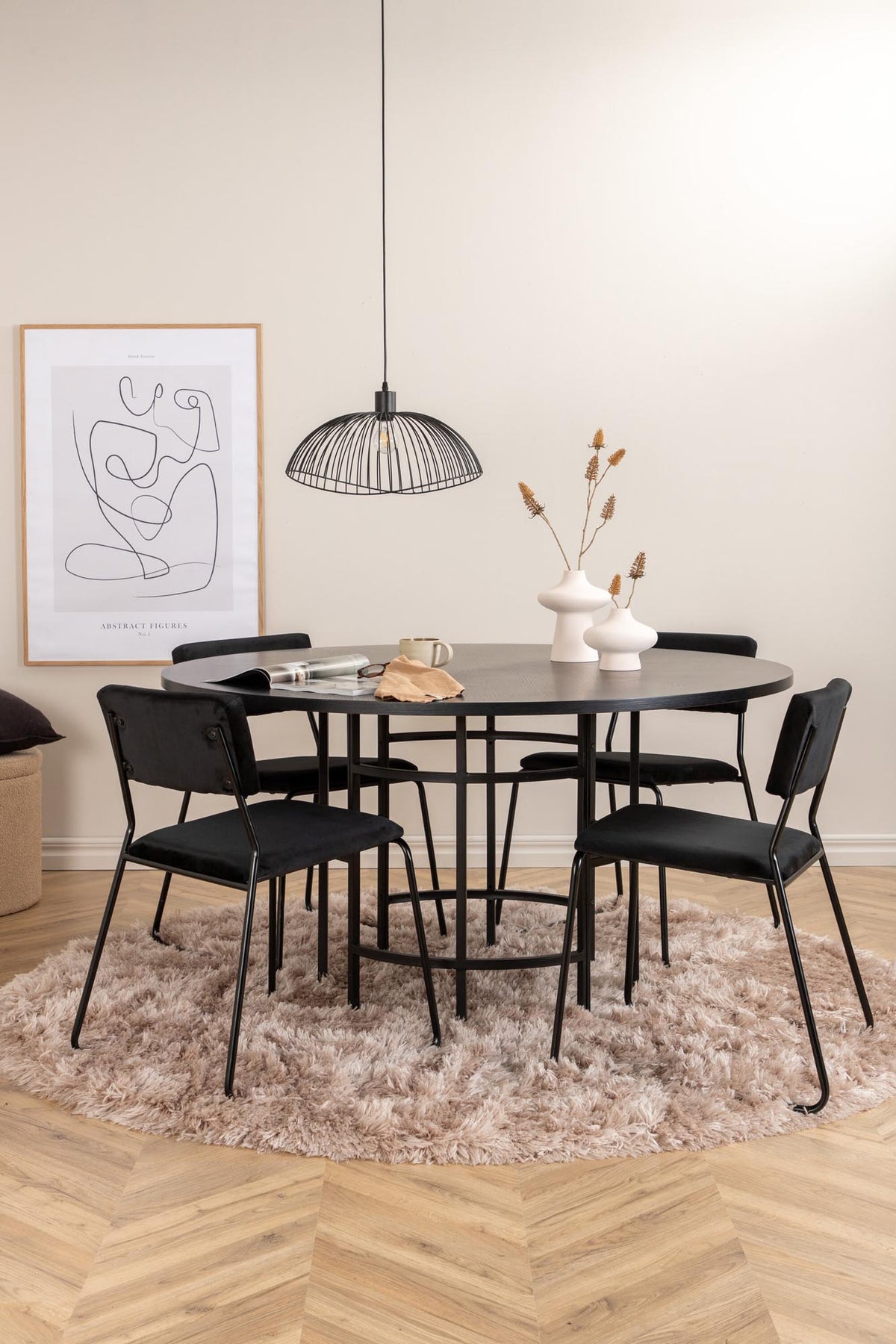 Esszimmerset Copenhagen + Kenth ⌀140cm/4St. in Schwarz präsentiert im Onlineshop von KAQTU Design AG. Esszimmerset ist von Venture Home