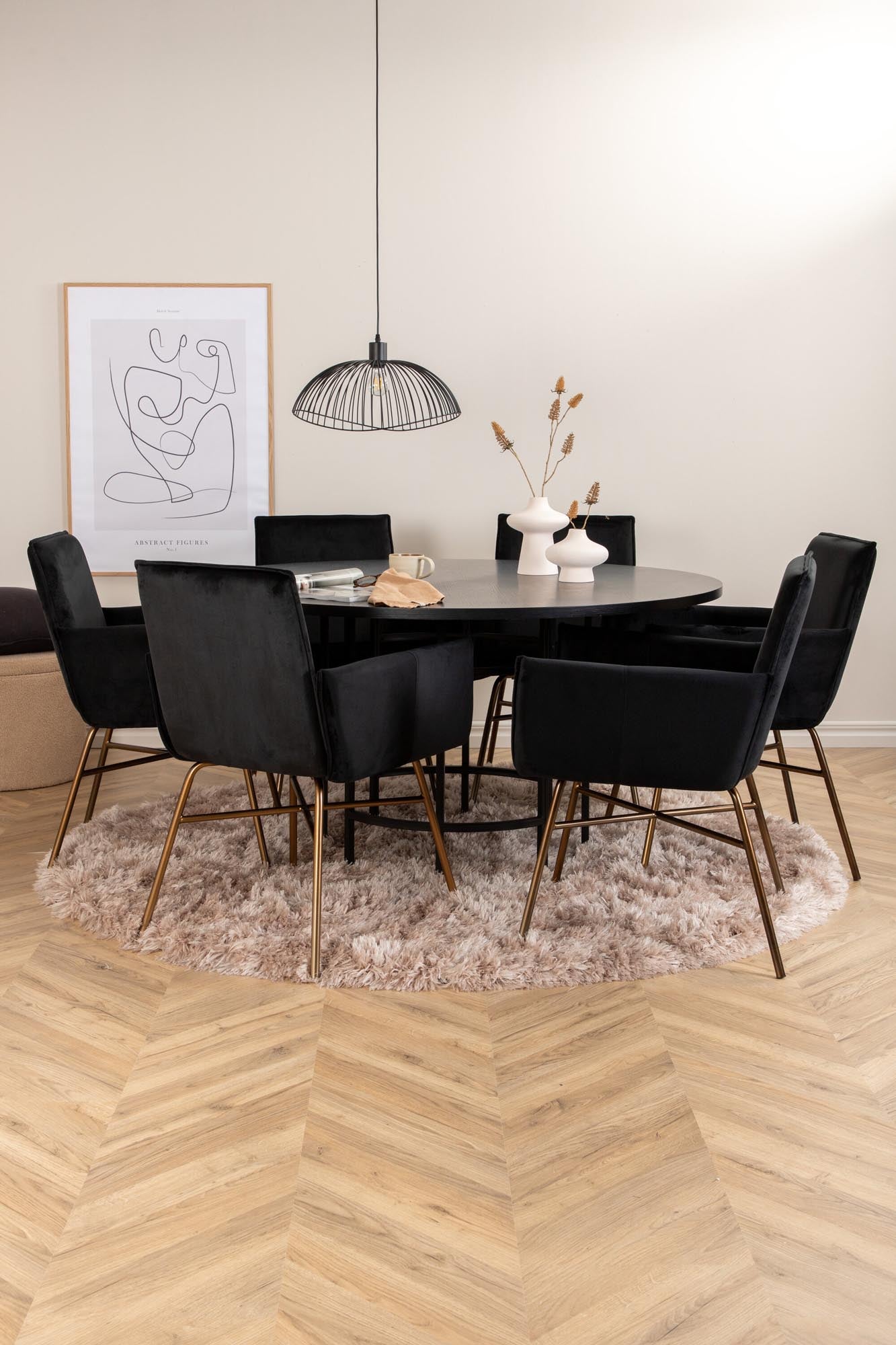 Esszimmerset Copenhagen + Petra: Elegantes Design und Komfort für gesellige Runden. Ideal für jeden Anlass und stilvolle Einrichtung.