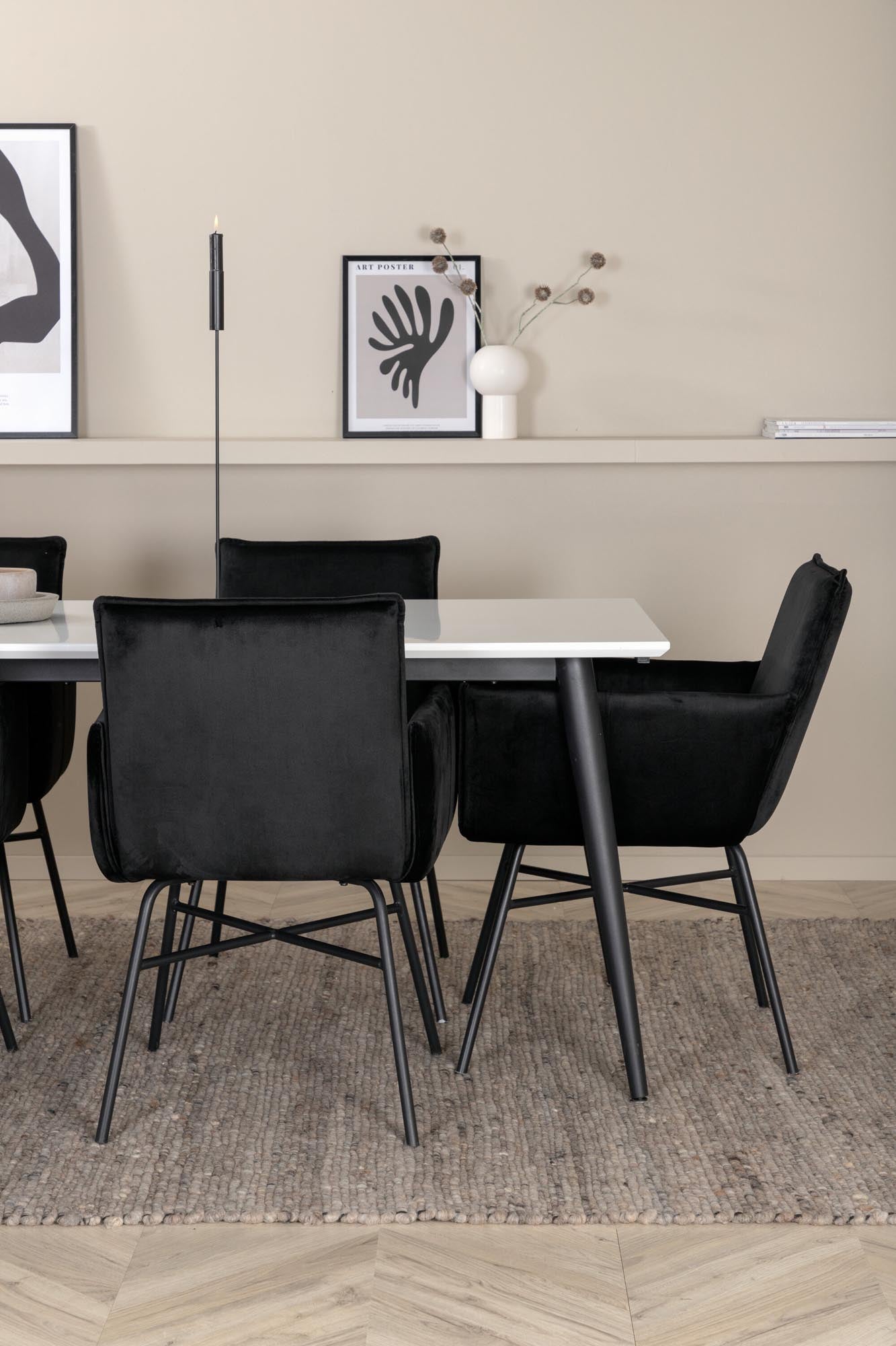 Stilvolles Esszimmerset Jimmy + Petra: Flexibler Tisch, pflegeleichte Materialien, edle Samtstühle für Komfort und Eleganz bei jedem Anlass.