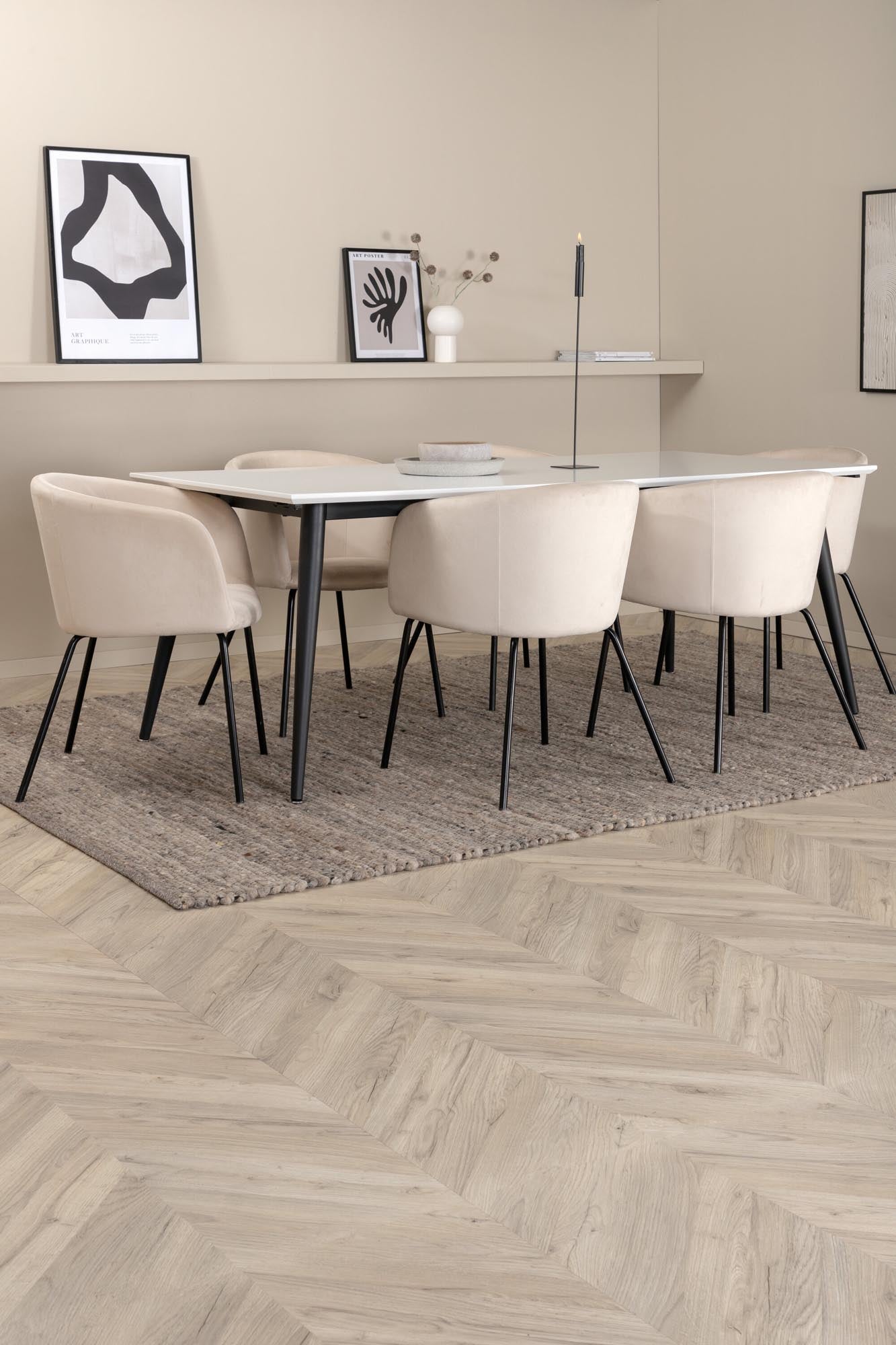 Stilvolles Jimmy Esszimmerset 195cm mit 6 Berit Stühlen von Venture Home.