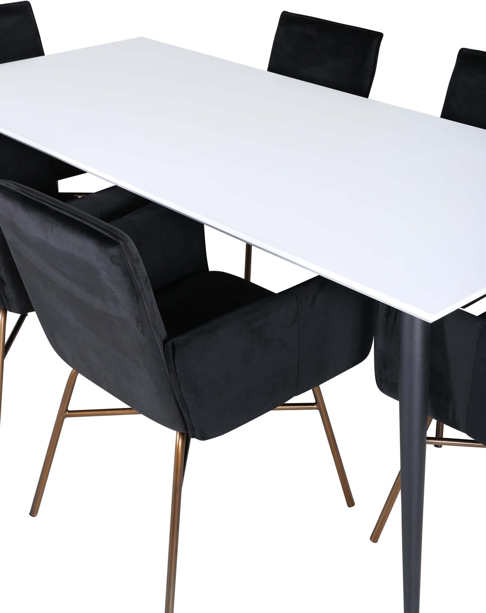 Erleben Sie das stilvolle Jimmy Esszimmerset mit den komfortablen Petra-Stühlen – perfekt für festliche Anlässe und gemütliche Zusammenkünfte.