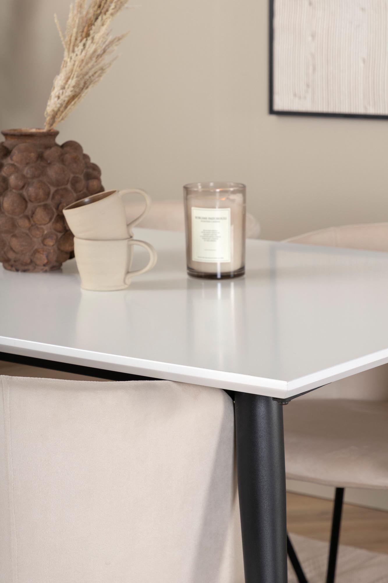 Elegantes Esszimmerset Jimmy + Berit mit 4 luxuriösen Stühlen. Ideal für gesellige Abende und stilvolle Einrichtung.