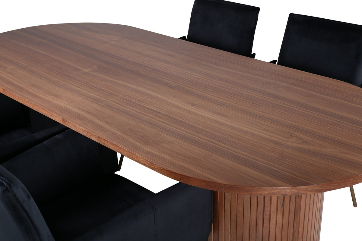 Ovaler Esstisch aus MDF mit Nussbaum-Furnier, 200x90 cm, kombiniert mit vier schwarzen Esszimmerstühlen mit pulverbeschichteter Oberfläche.