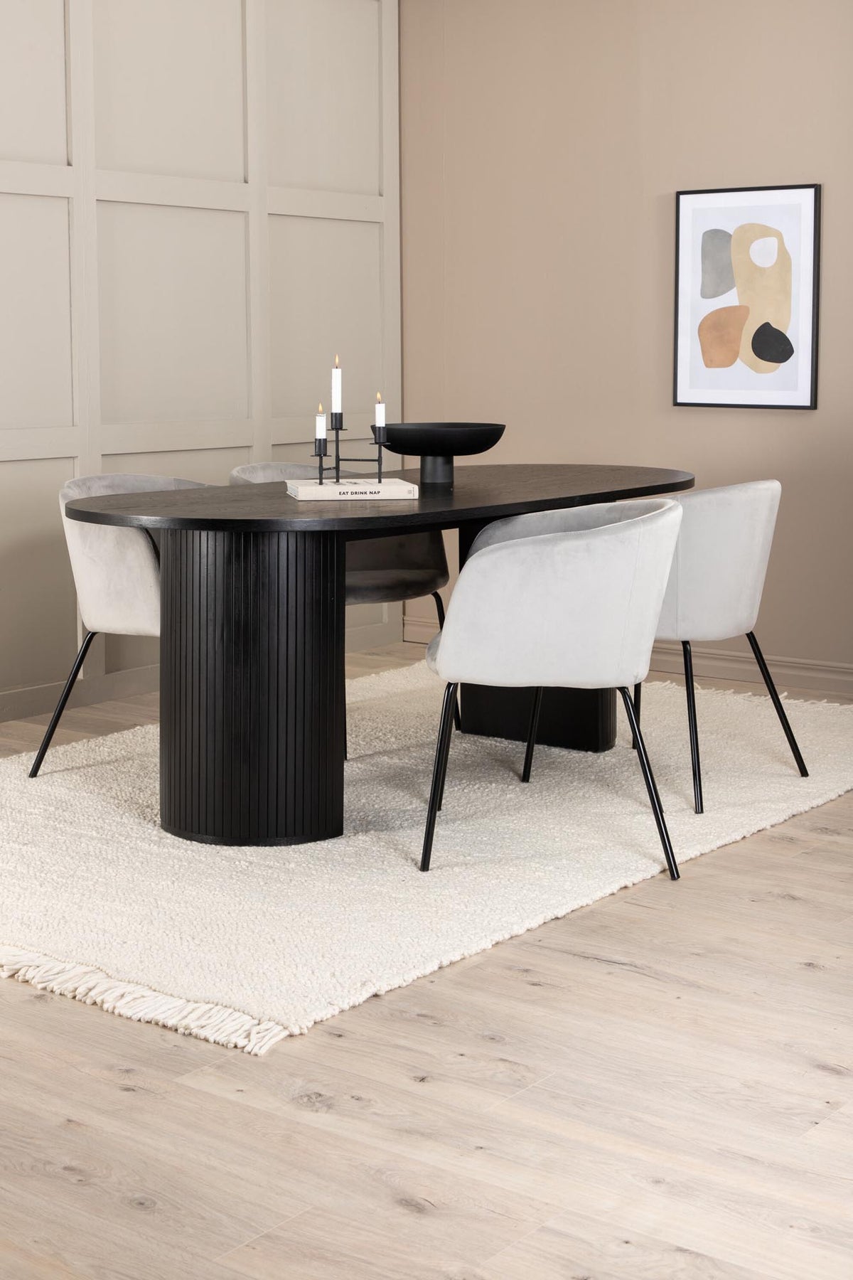 Bianca Esszimmerset + Berit 200cm/4St. in Schwarz präsentiert im Onlineshop von KAQTU Design AG. Esszimmerset ist von Venture Home