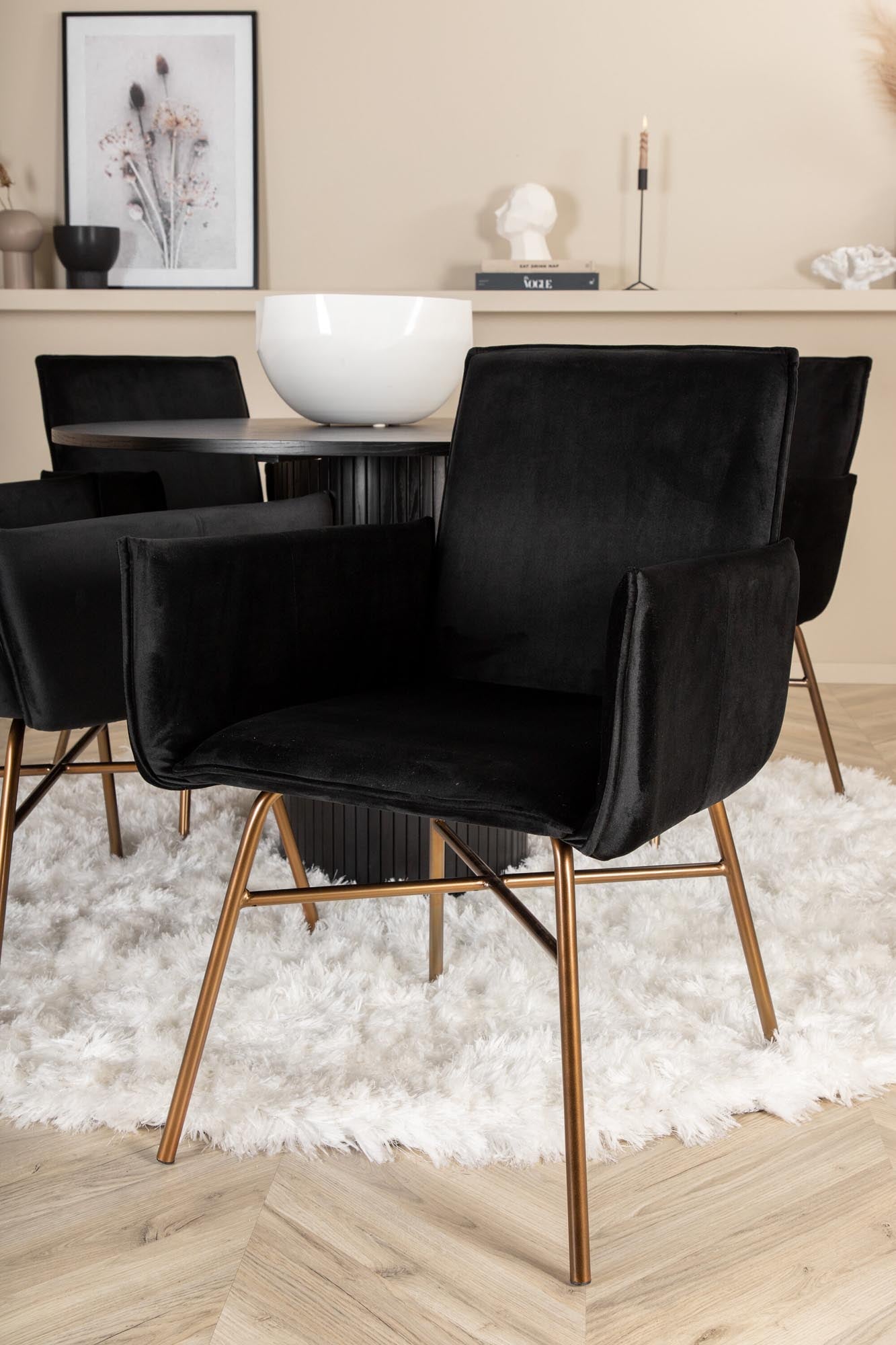 Elegantes Esszimmerset Bianca + Petra für stilvolle Mahlzeiten.