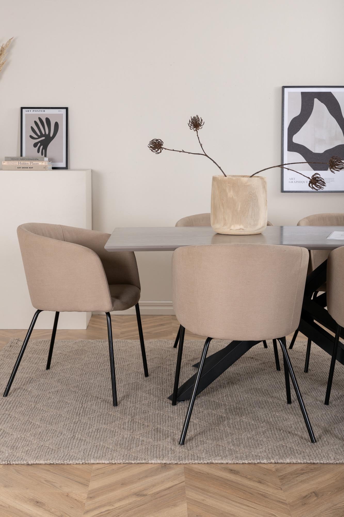 Piazza Esszimmerset + Berit 180cm/6St.: Elegantes Design und Komfort für Ihr Esszimmer. Hochwertige Materialien und stilvolle Details für unvergessliche Momente.