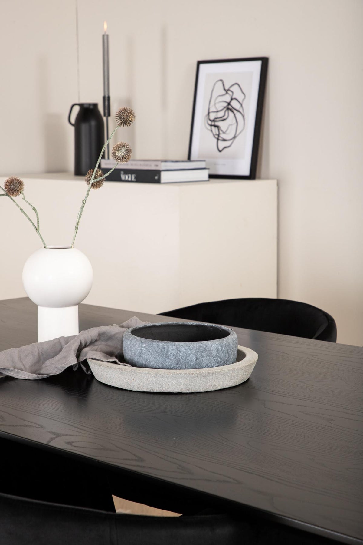 Piazza Esszimmerset + Berit 180cm/6St. in Schwarz präsentiert im Onlineshop von KAQTU Design AG. Esszimmerset ist von Venture Home