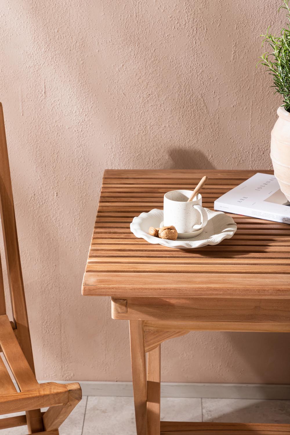 Ghana Outdoor-Tischset + Ghana 70cm/2St. in Gold präsentiert im Onlineshop von KAQTU Design AG. Gartentischset ist von Venture Home