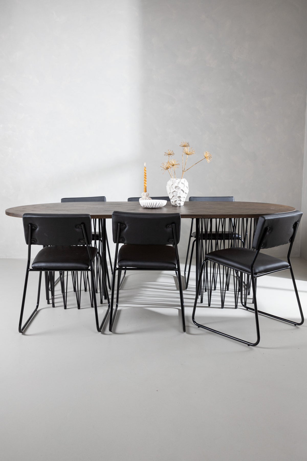 Stone Esszimmerset + Kenth 220cm/6St. in Schwarz präsentiert im Onlineshop von KAQTU Design AG. Esszimmerset ist von Venture Home