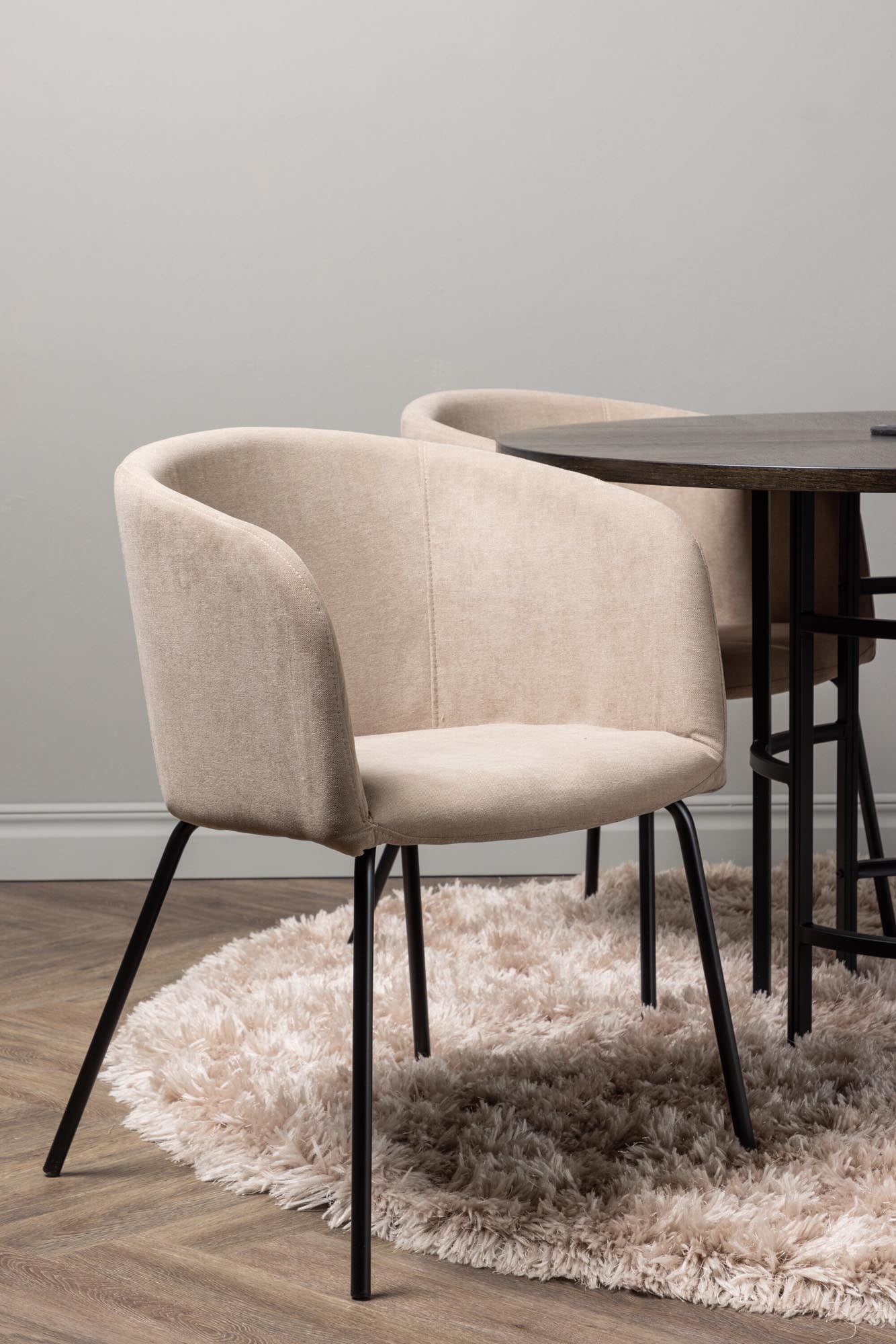 Esszimmerset Copenhagen + Berit: Eleganz und Gemütlichkeit für gesellige Abende. Ideal für bis zu vier Personen, modern und hochwertig.