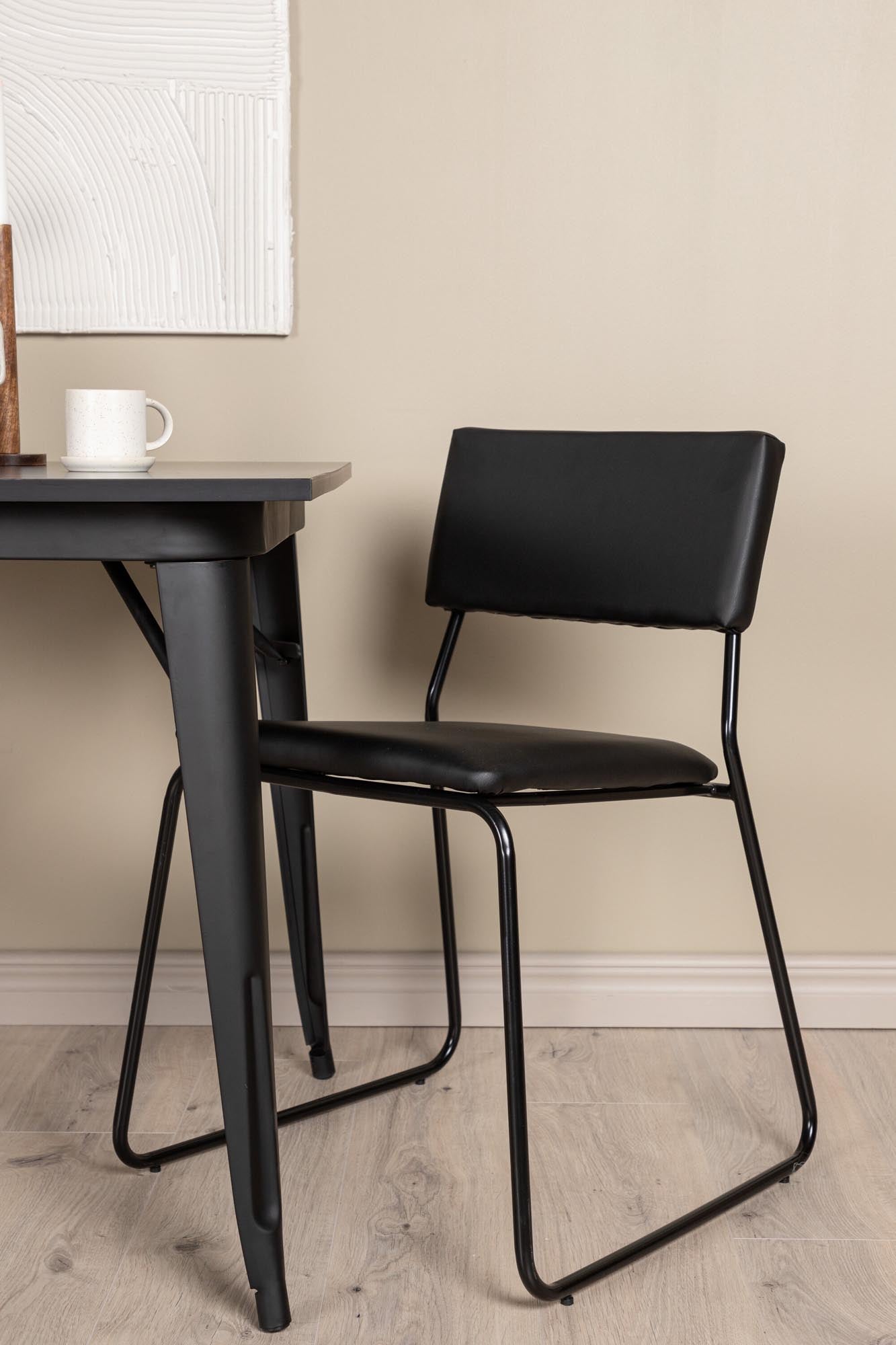 Gestalten Sie Ihr Esszimmer stilvoll mit dem Tempe Esszimmerset + Kenth 80cm/2St. von Venture Home – eleganter Tisch und moderne Stühle für jeden Anlass.