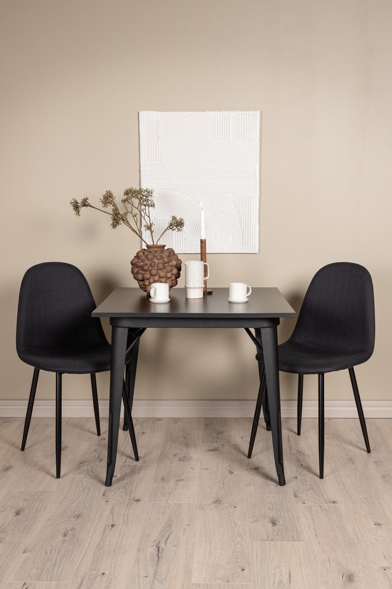 Erleben Sie das stilvolle Tempe Esszimmerset mit robustem 80 cm Tisch und bequemen Polar-Stühlen – perfekt für einladende Esszimmer und gesellige Runden.