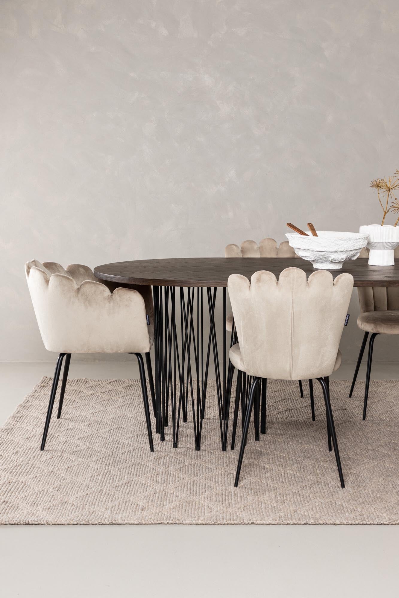 Venture Home: Stone Esszimmerset mit Limhamn Tisch, 220cm, 2 Stühle.