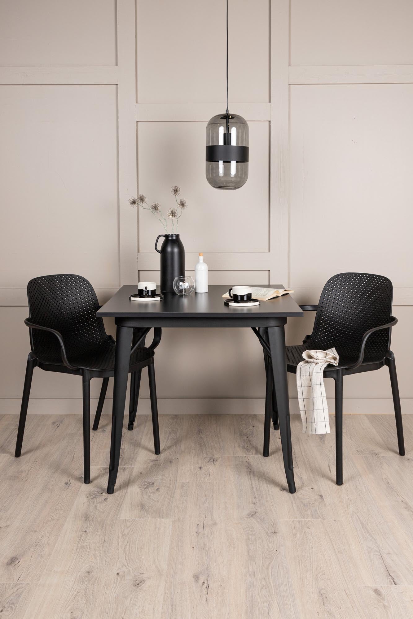 Gestalten Sie Ihr Esszimmer mit dem Tempe Esszimmerset + Baltimore 80cm/2St. von Venture Home – modernes Design trifft auf hohe Funktionalität und Komfort.