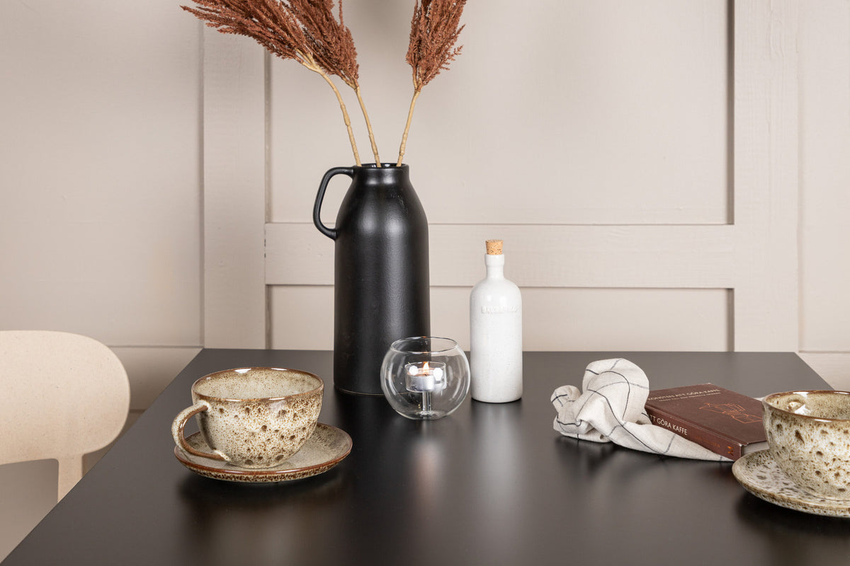 Tempe Esstisch + 2 x Åstol Esszimmerstuhl in Beige präsentiert im Onlineshop von KAQTU Design AG. Esszimmerset ist von Venture Home