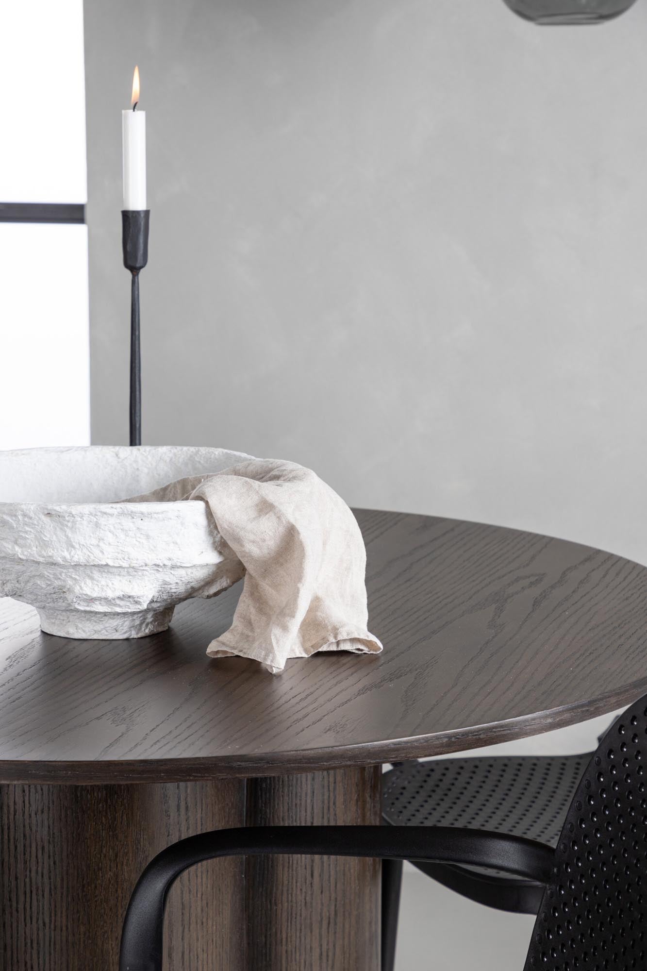 Elegantes Olivia Esszimmer Set mit 110 cm Tisch und 4 komfortablen Baltimore Stühlen. Ideal für modernes skandinavisches Wohnen.