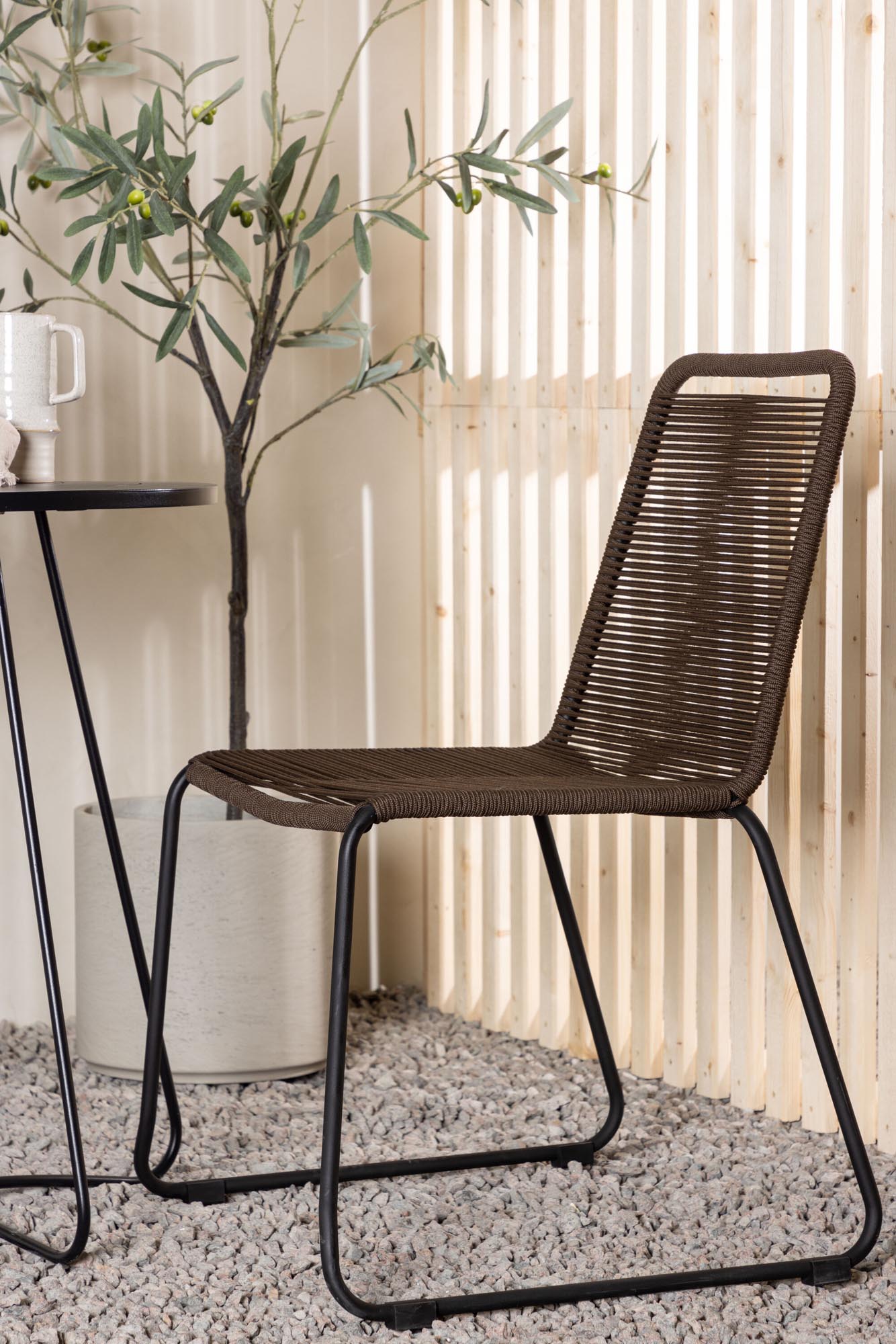 Bacong Outdoor-Tischset + Lindos ⌀60cm/2St. in Schwarz Braun präsentiert im Onlineshop von KAQTU Design AG. Gartentischset ist von Venture Home