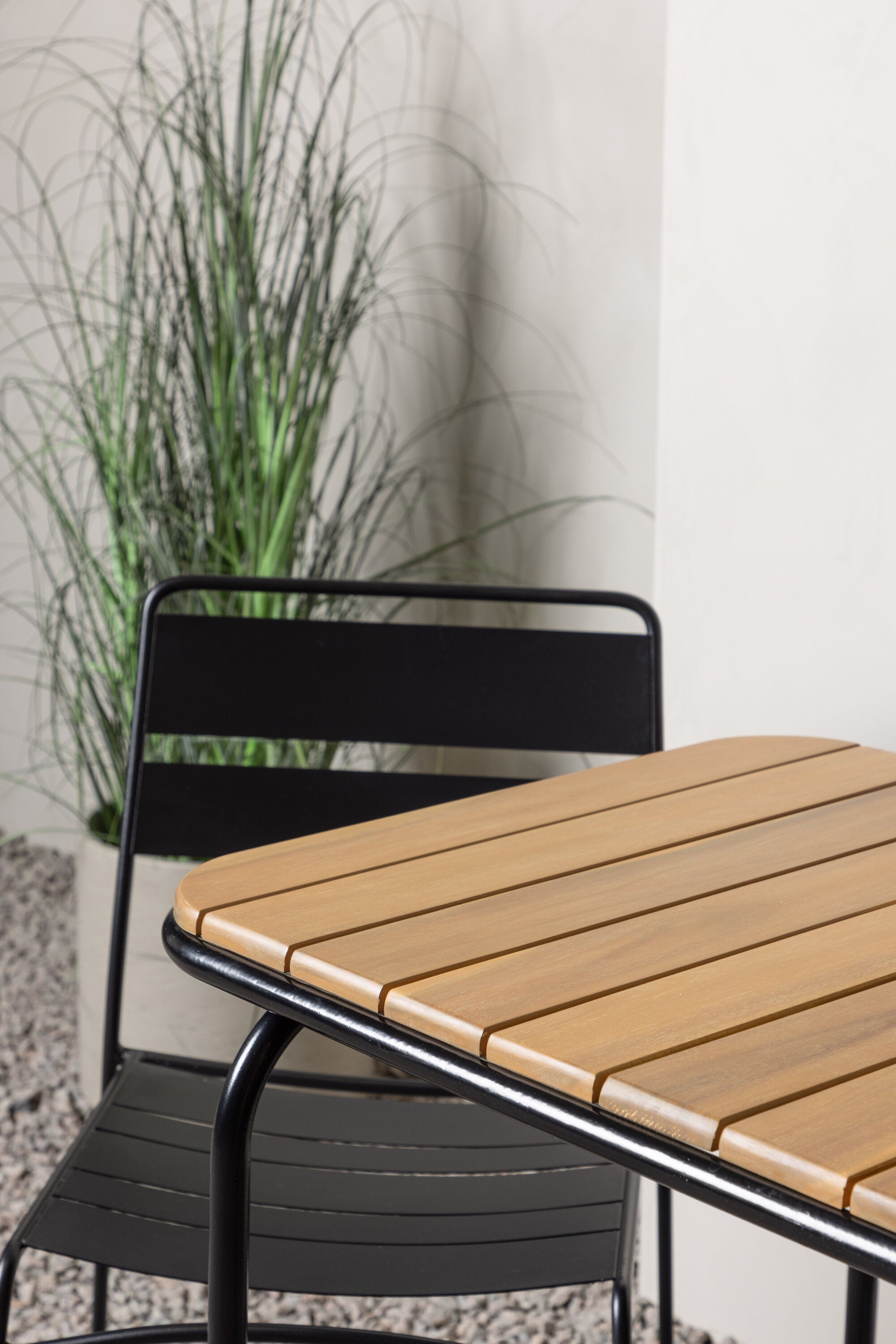 Holmbeck Outdoor-Tischset Lina 70cm/2St. in Schwarz präsentiert im Onlineshop von KAQTU Design AG. Gartentischset ist von Venture Home
