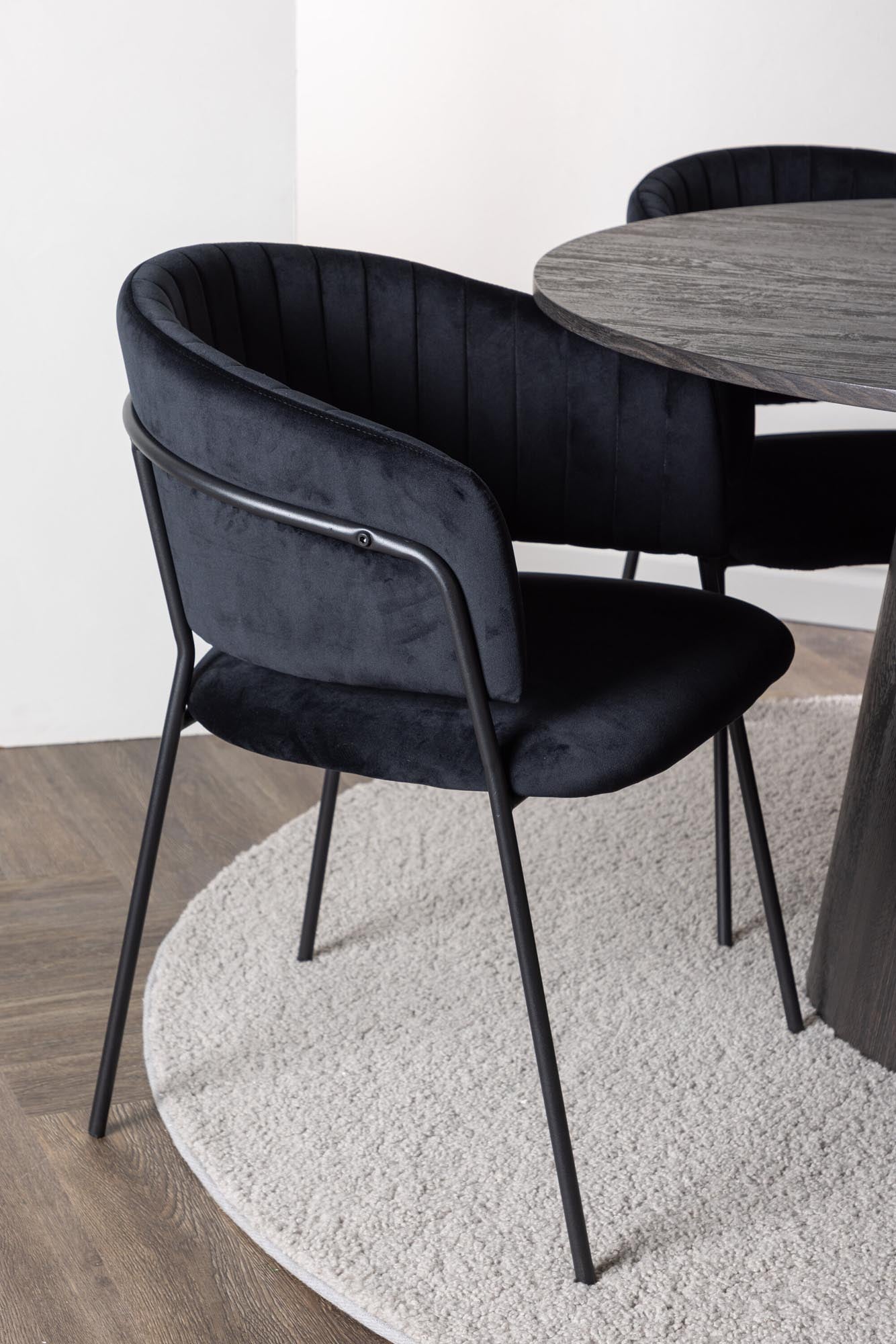 Elegantes Esszimmerset Lanzo & Selma für stilvolle Mahlzeiten.