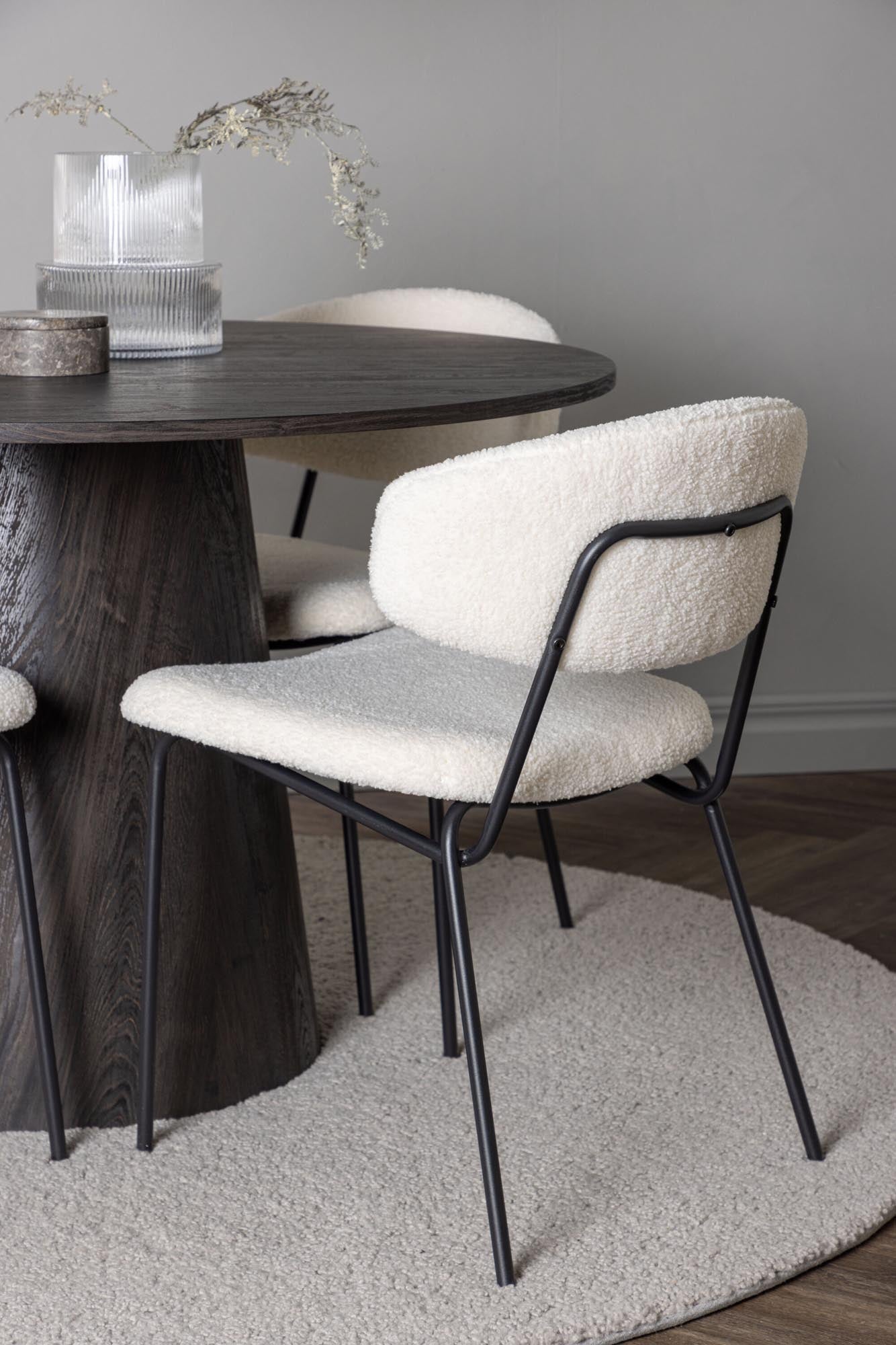 Elegantes Esszimmerset Lanzo mit Chico Stühlen für gemütliche Runden. Ideal für jeden Einrichtungsstil und unvergessliche Momente.