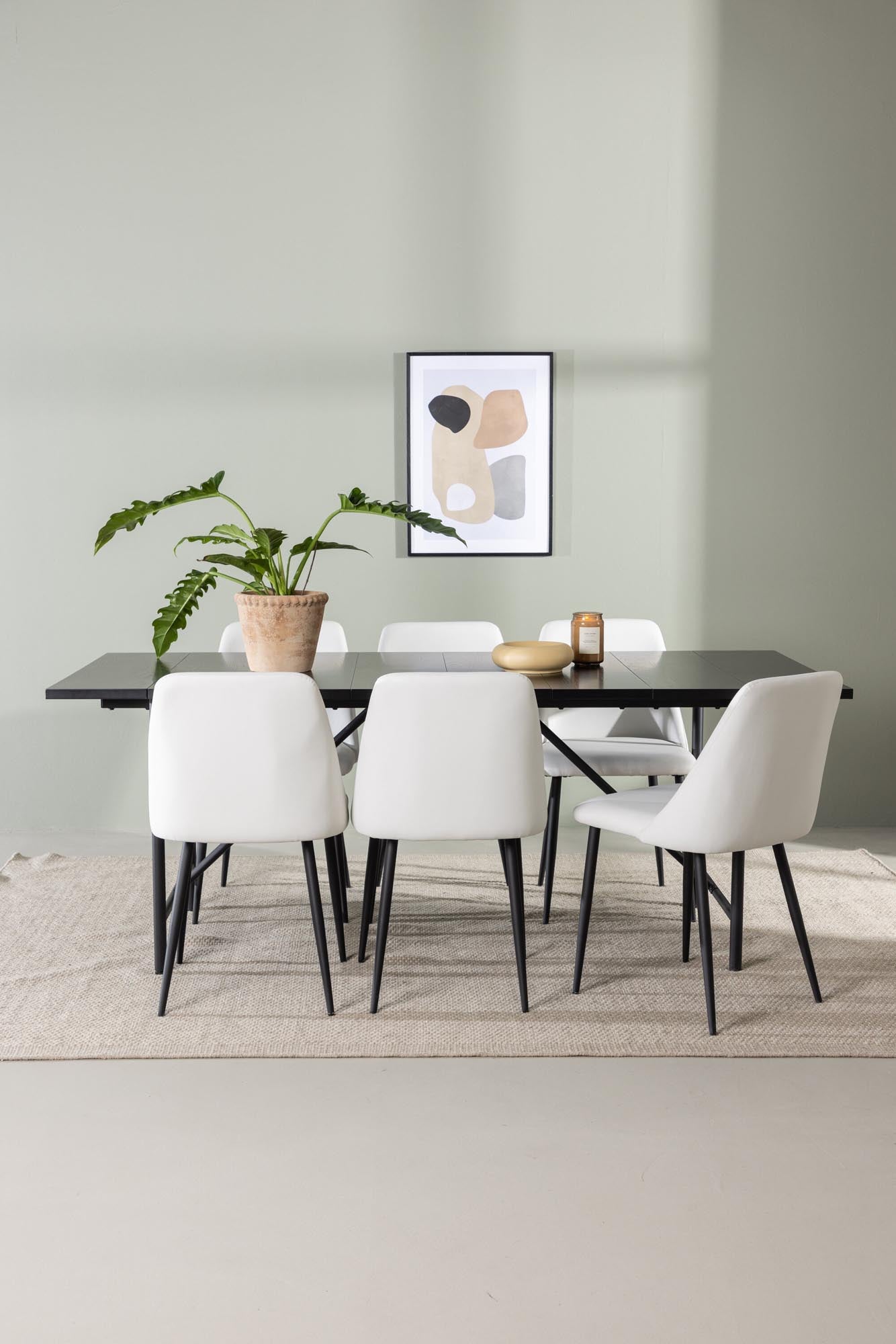 Stilvolles Esszimmerset Astrid 200cm mit bequemen Night-Stühlen. Ideal für gesellige Abende und festliche Anlässe in modernem Design.