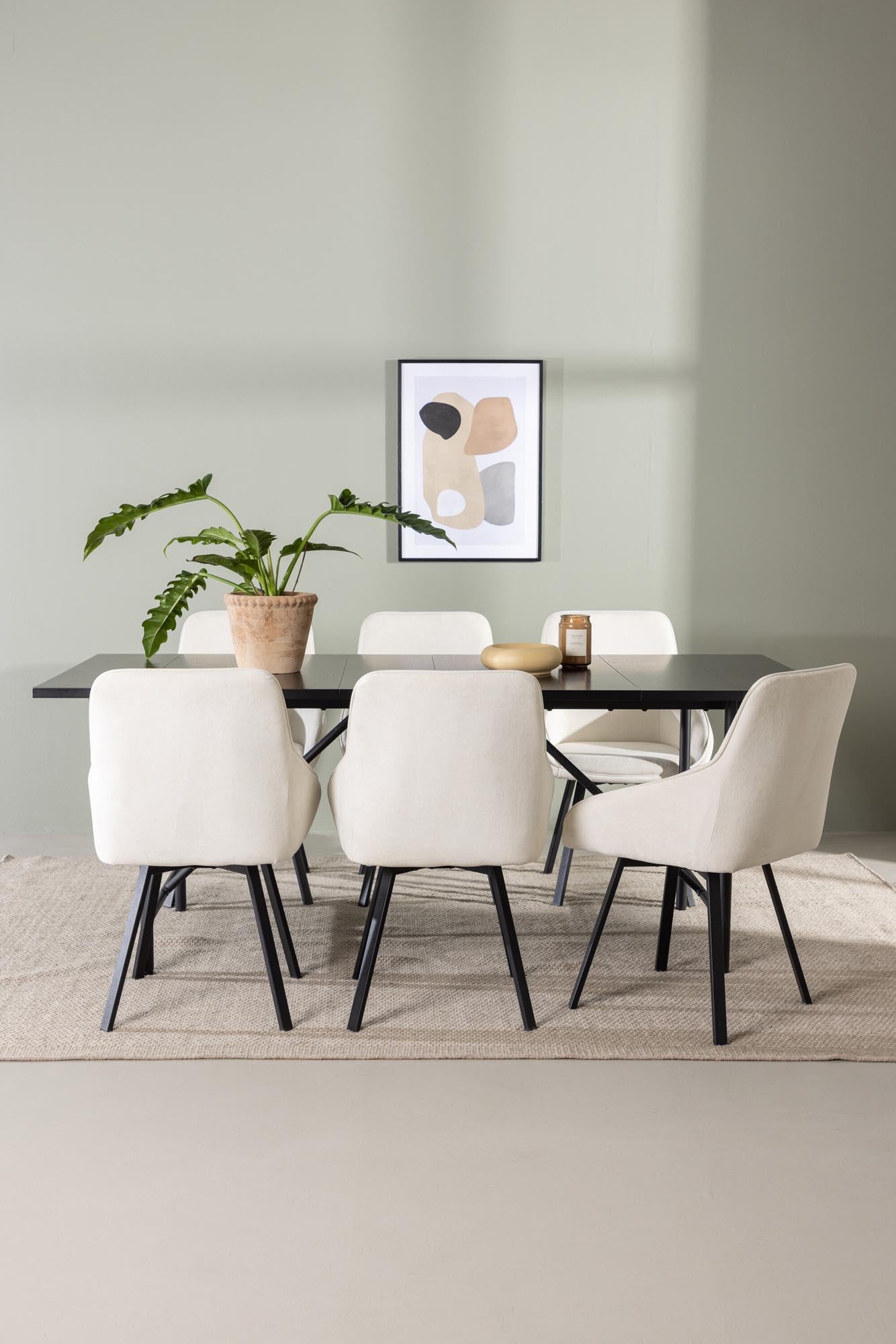 Elegantes Esszimmerset: Astrid Tisch (200x75cm) in mattschwarz, ergänzt durch 6 komfortable Rosie-Stühle in warmem Beige. Ideal für gesellige Abende.