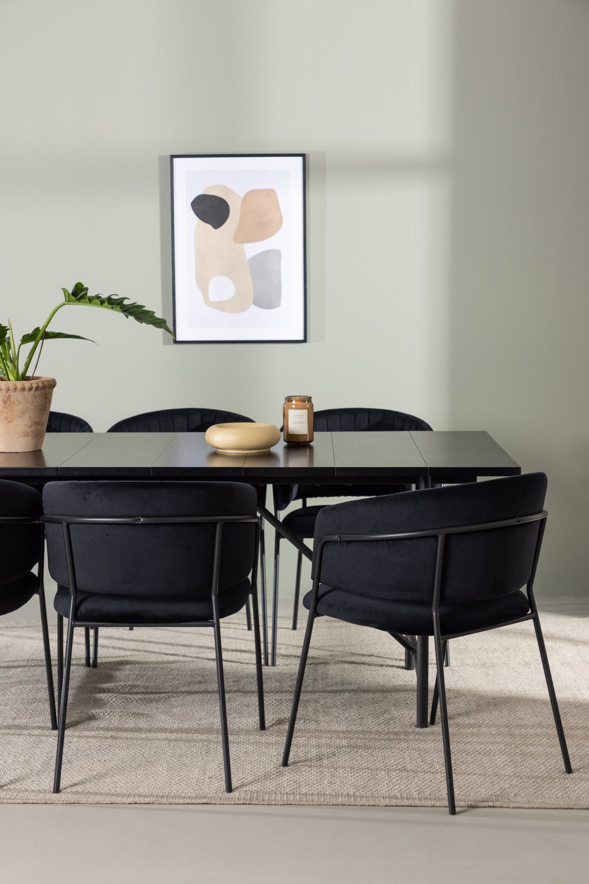 Astrid Esszimmerset + Selma 200cm/6St. in Schwarz präsentiert im Onlineshop von KAQTU Design AG. Esszimmerset ist von Venture Home