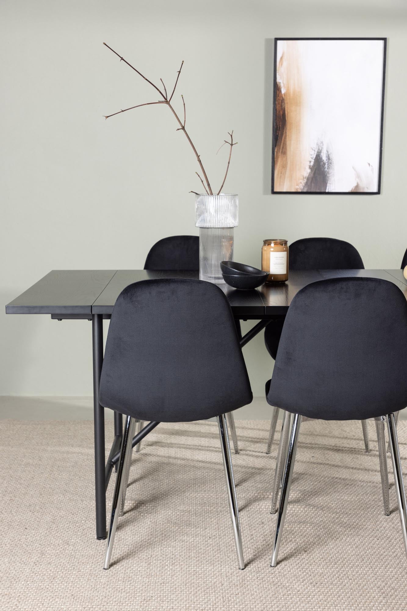 Modernes Esszimmerset mit 200cm Tisch und 6 beigen Stühlen. Hochwertige Materialien und elegantes Design für unvergessliche Essmomente.