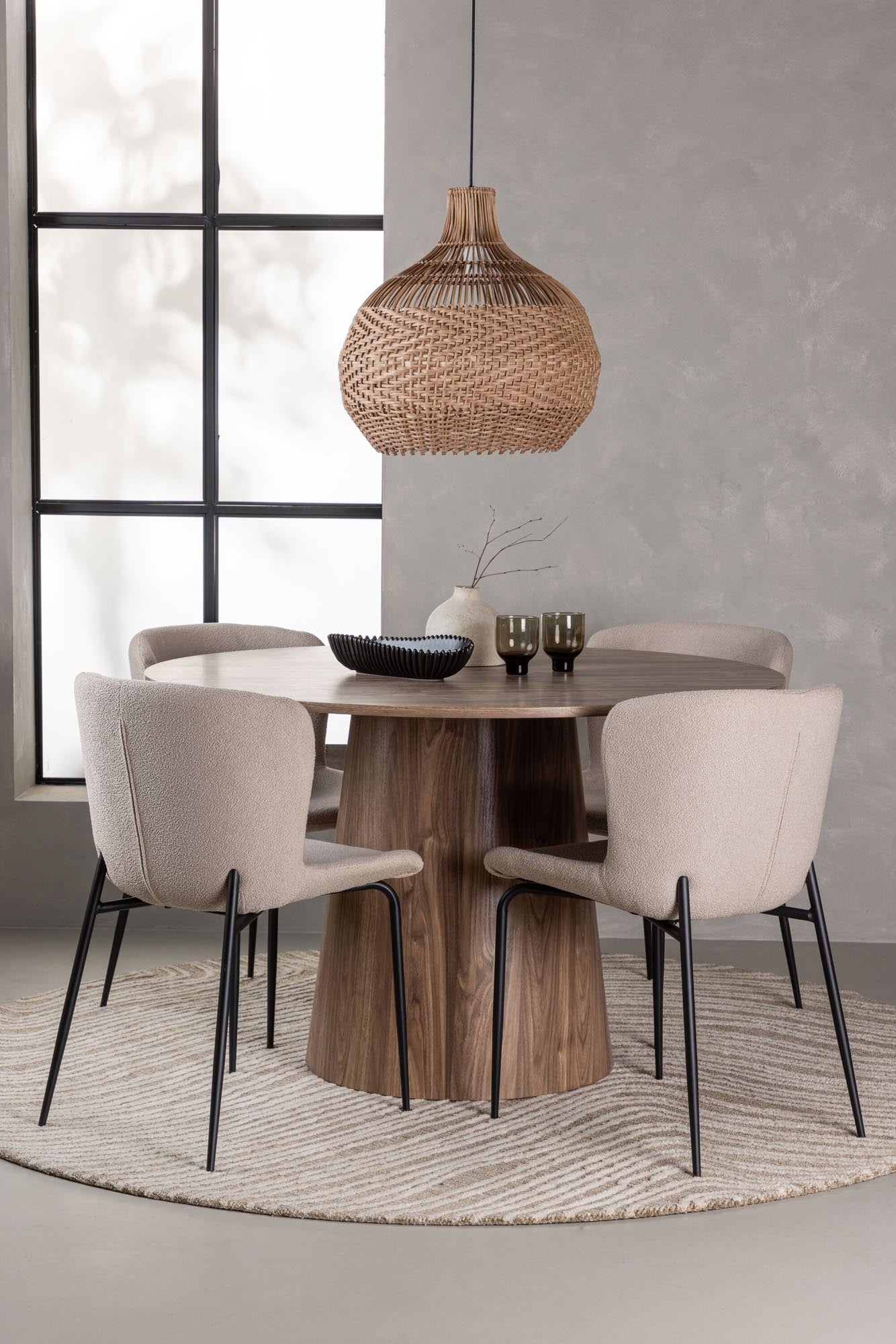 Entdecken Sie das stilvolle Lanzo Esszimmerset mit Modesto Tisch (120 cm) und 4 bequemen Stühlen für ein modernes Esszimmer.