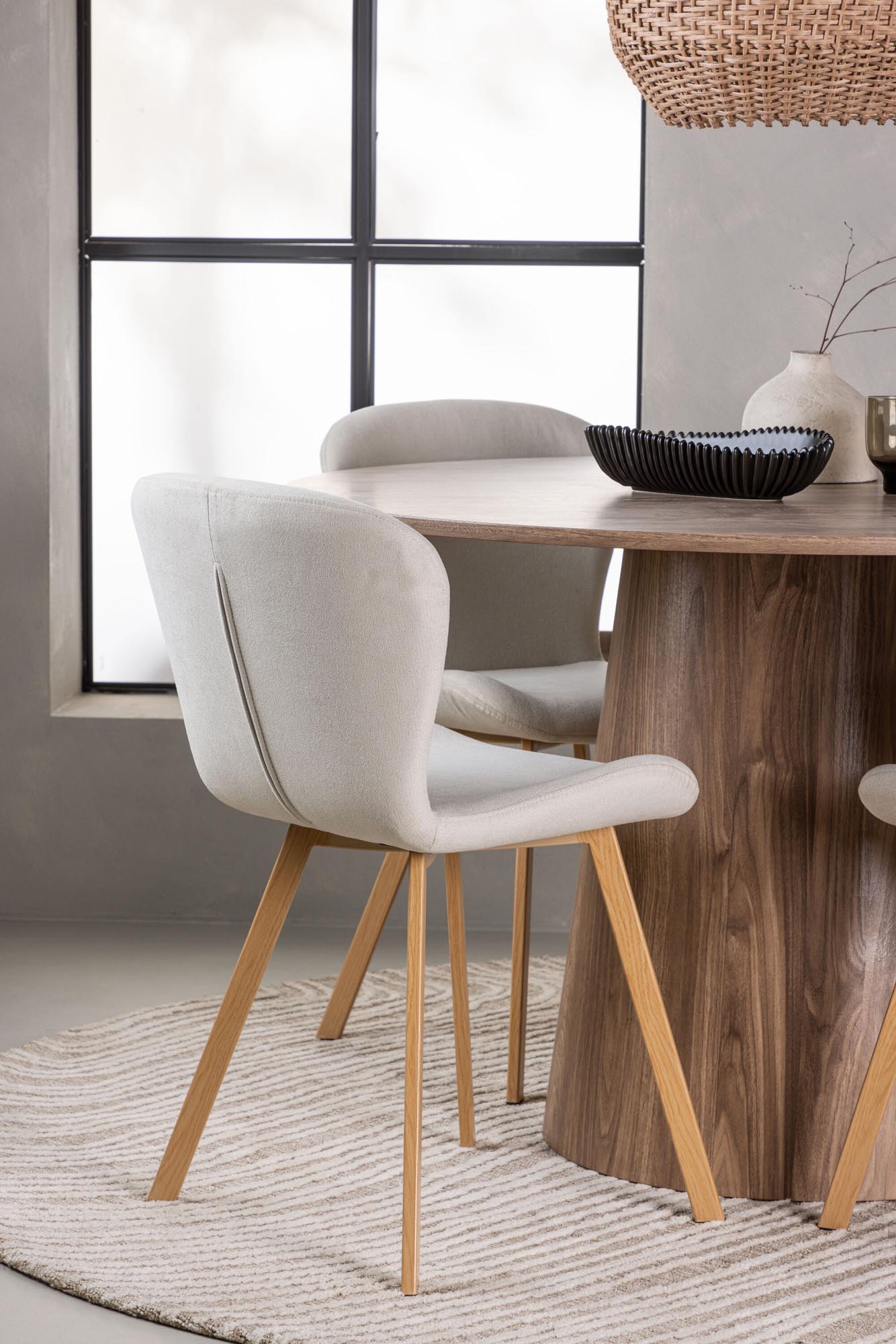 Lanzo Esszimmerset: Modernes Design für Ihr stilvolles Zuhause.