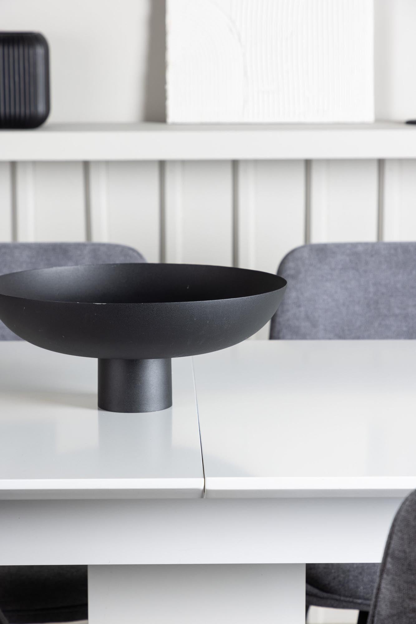 Modernes Esszimmer Set Disa mit komfortablen Rosie Stühlen von Venture.