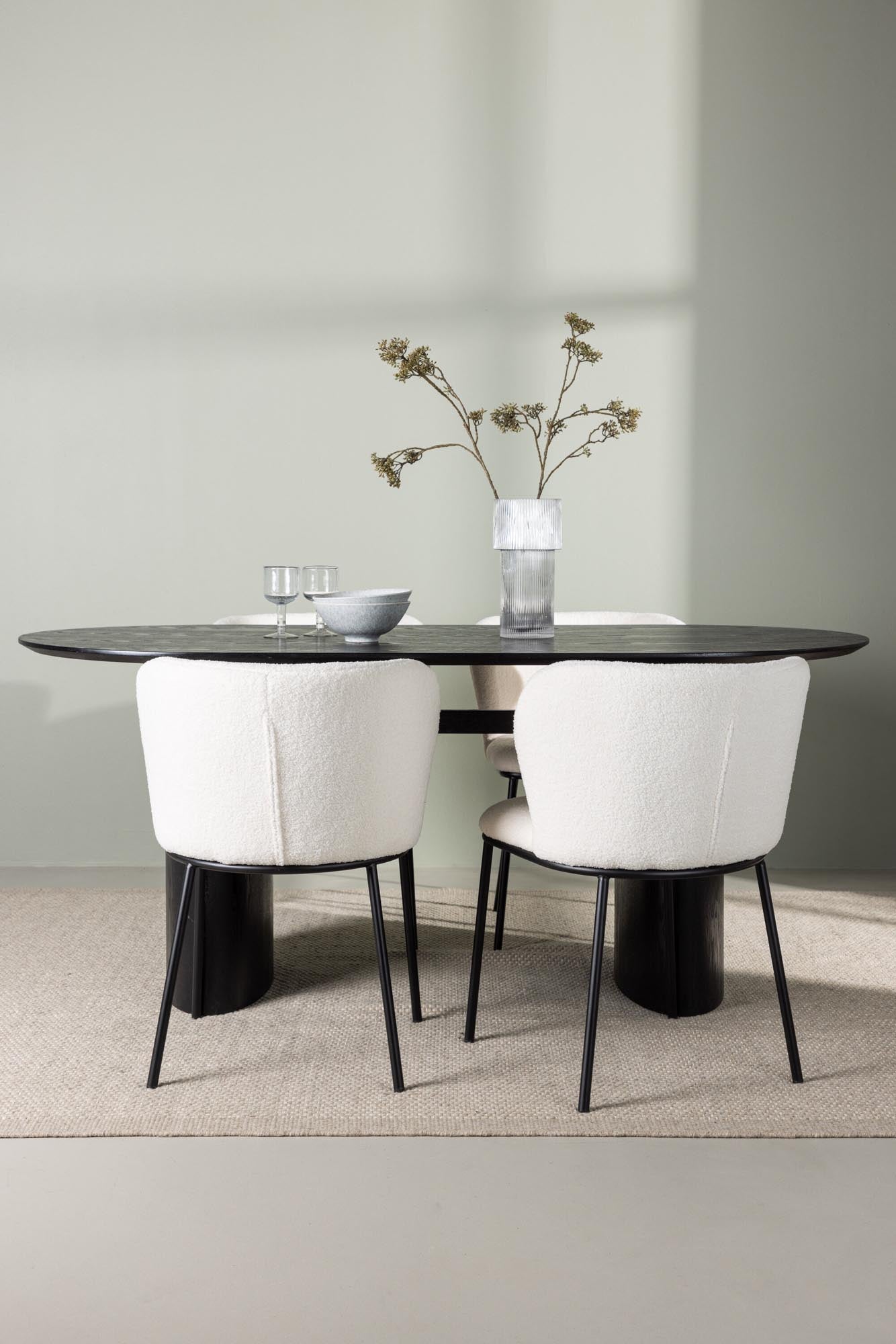 Isolde Esszimmerset: Zeitloses Design für Ihr stilvolles Zuhause.