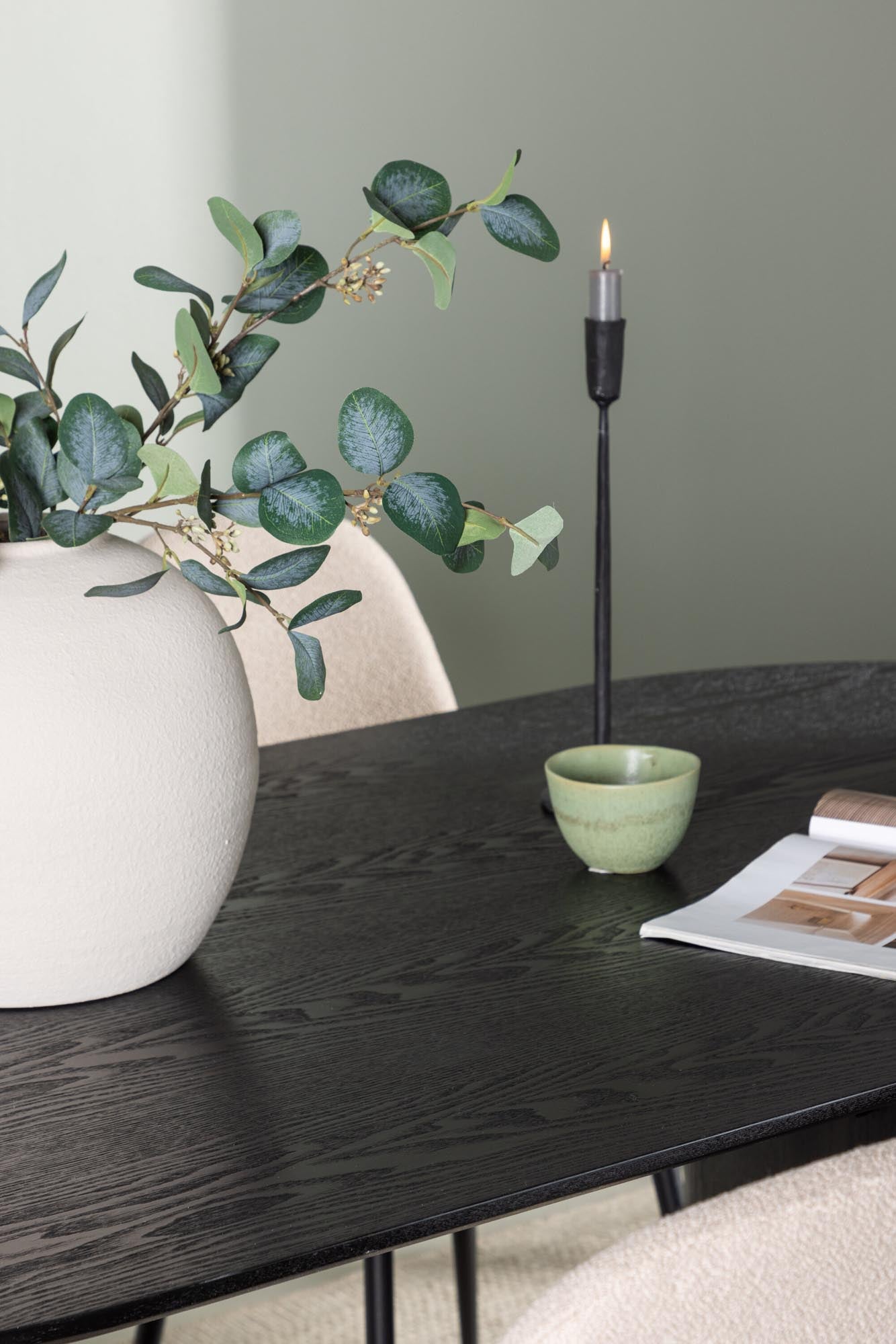 Isolde Esszimmerset: Stilvolles Design für gesellige Runden.