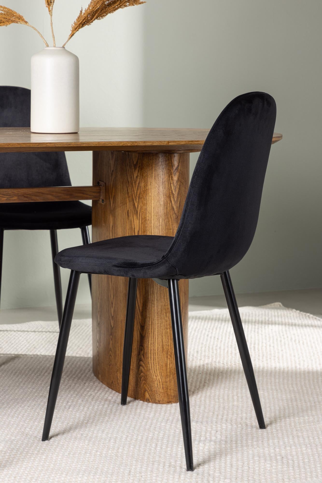 Stilvolles Isolde Esszimmerset: Perfekte Harmonie für Ihr Zuhause.