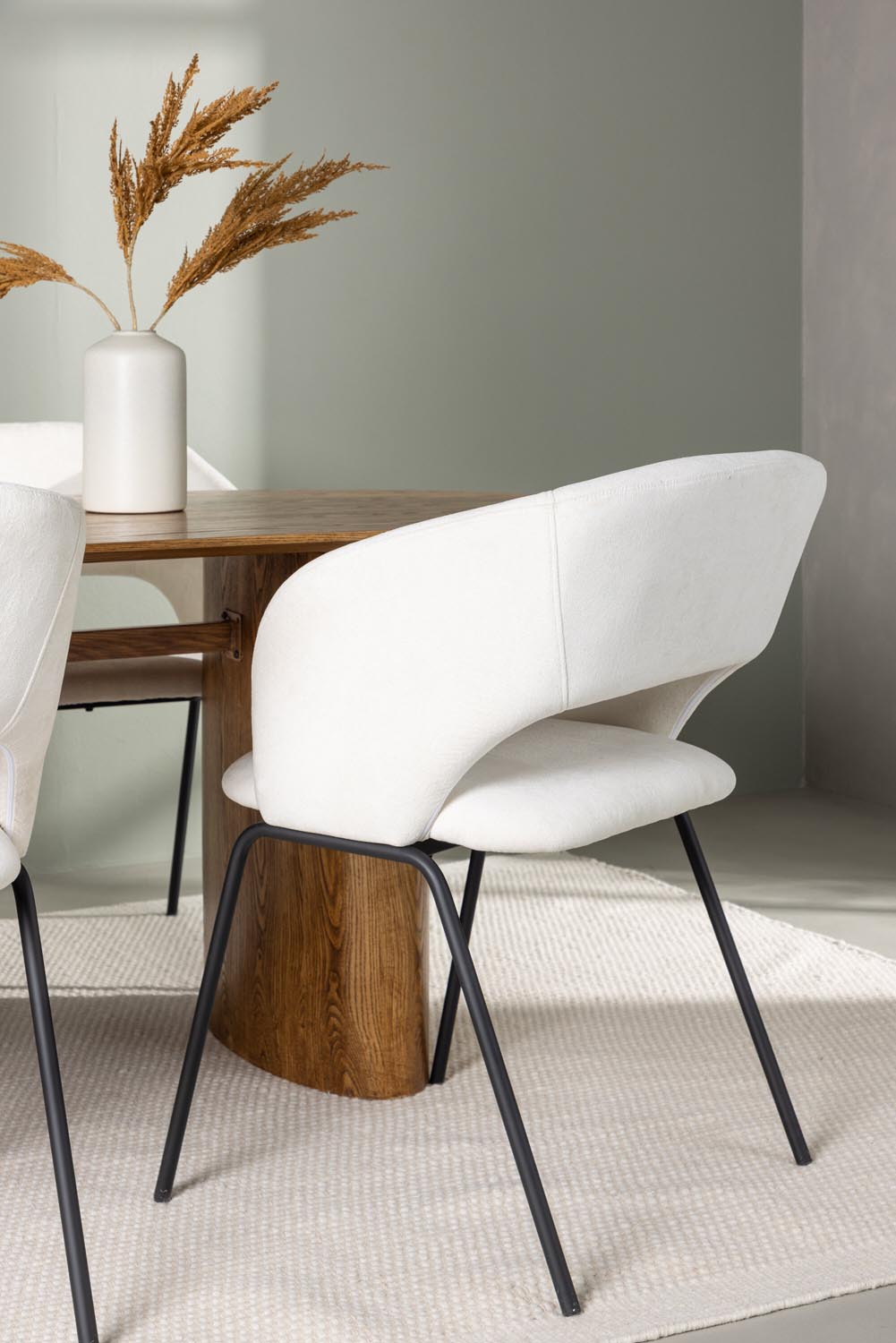 Isolde Esszimmerset + Day 180cm/4St. in Natur / Schwarz / gebrochenes Weiss präsentiert im Onlineshop von KAQTU Design AG. Esszimmerset ist von Venture Home