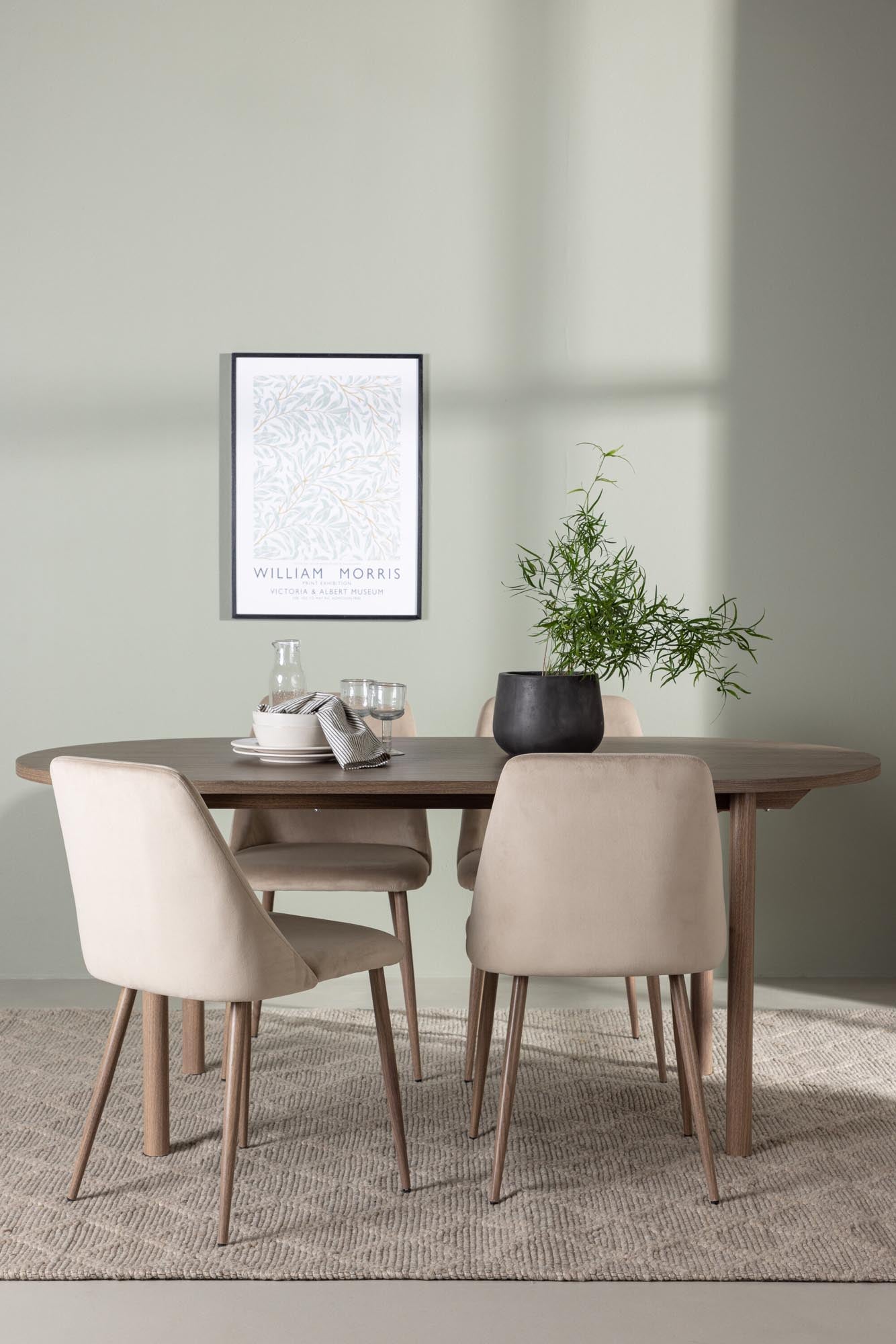 Elegantes Andy Esszimmerset 180cm mit 4 Stühlen von Venture Home.