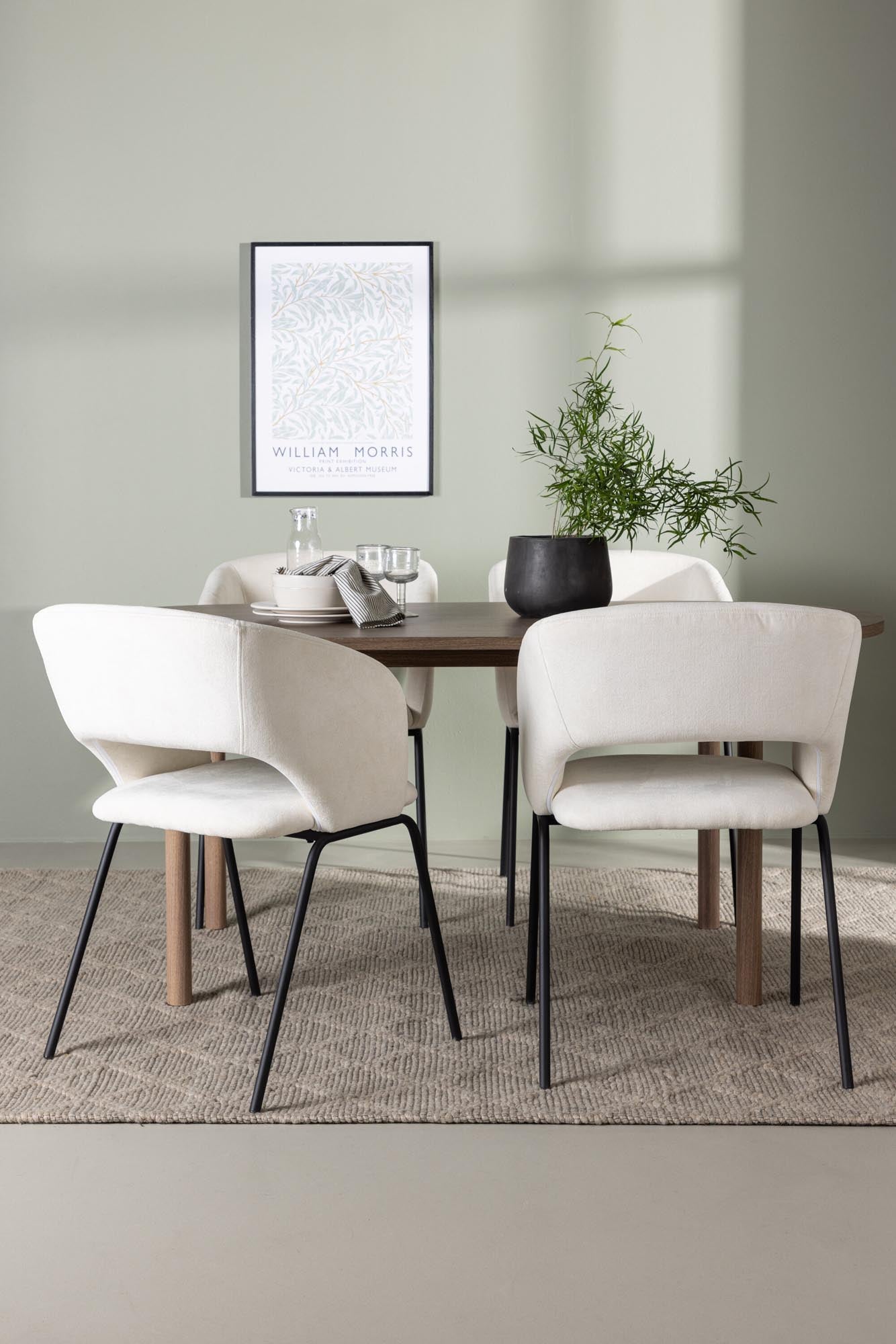 Elegantes Andy Esszimmerset 180cm mit ovalem Tisch und komfortablen Stühlen von Venture Home – ideal für stilvolle Esszimmer.