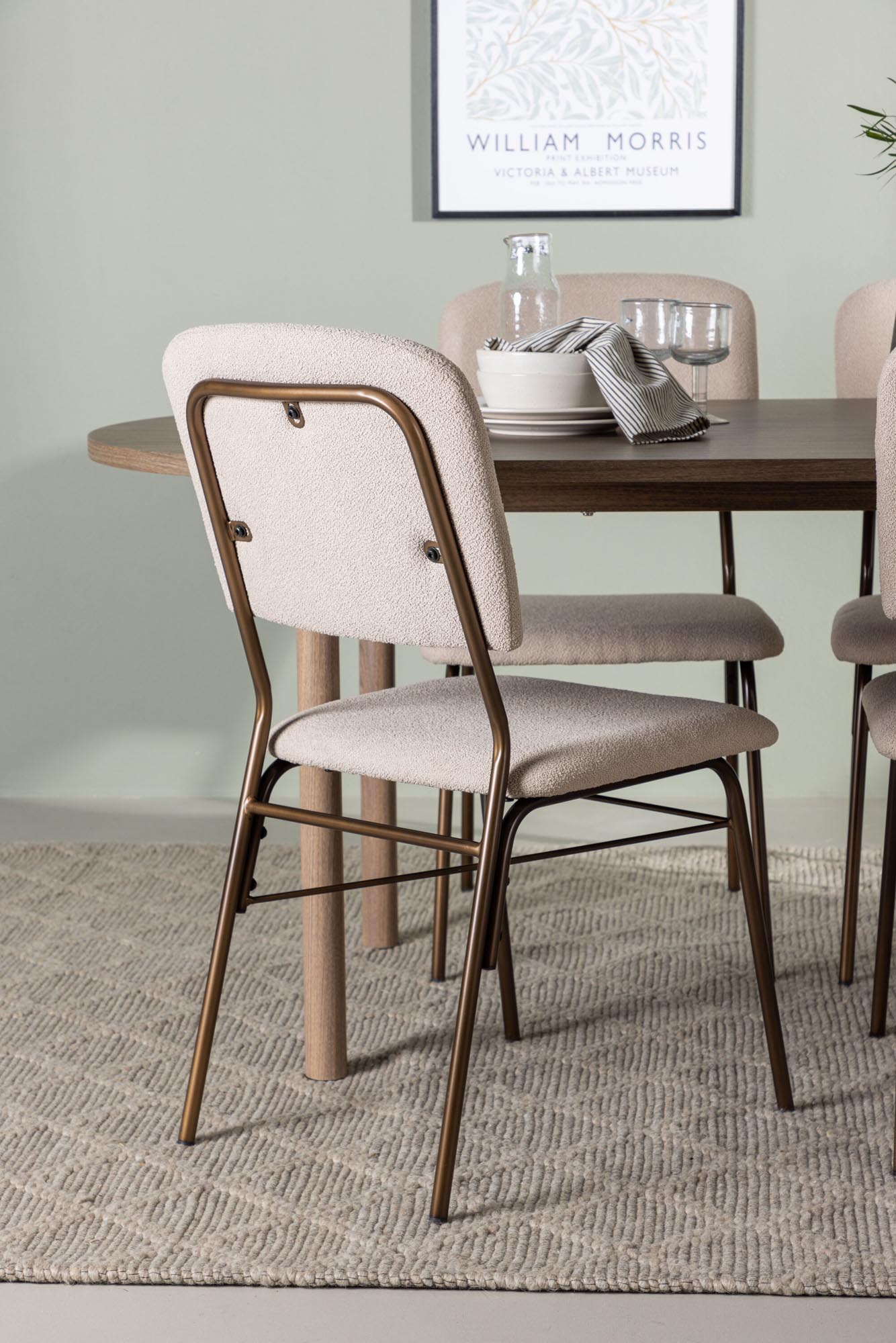 Entdecken Sie das Andy Esszimmerset von Venture Home: Eleganter ovaler Tisch aus MDF, stabile Stahlbeine und komfortable Seda-Stühle für Ihr Zuhause.