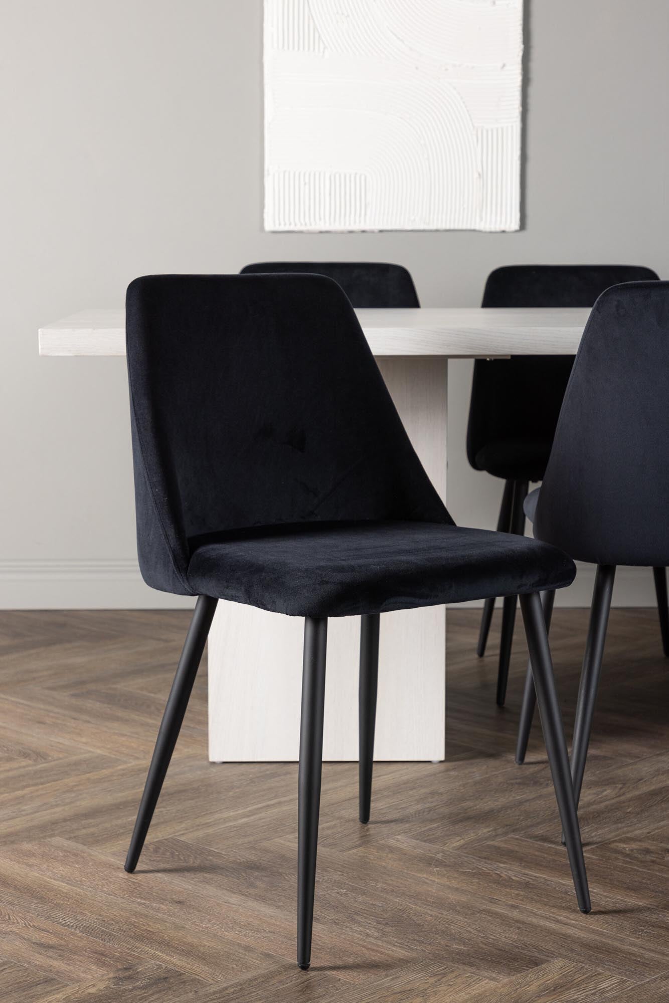 Elegantes Esszimmerset: Weisser MDF-Tisch, 200x75cm, mit 6 schwarzen Samtstühlen. Skandinavisches Design trifft Komfort.